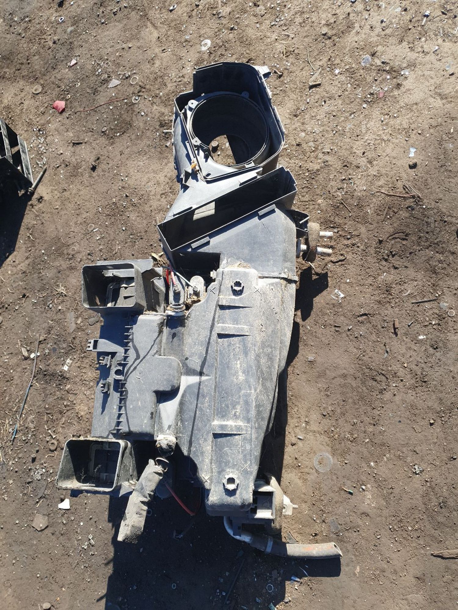 https://ycs.partsauto.market/partsauto-images/thmbs/userImages/7ed63c96fe685f431889ec34ef8f13b8/part/56902887-6db7-4f3a-8ea7-a1c65e8205ae_1786701902925.jpg
