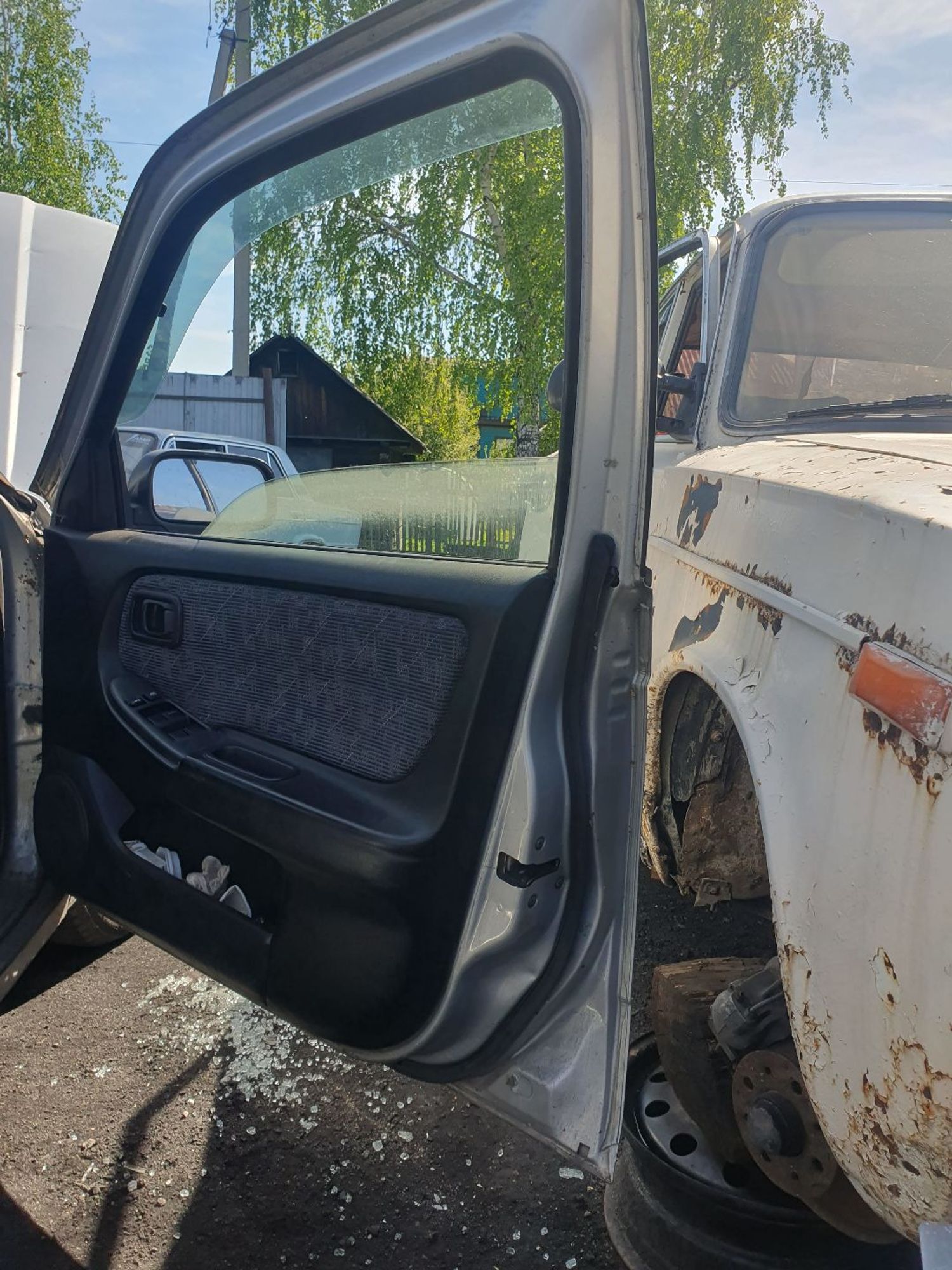https://ycs.partsauto.market/partsauto-images/thmbs/userImages/7ed63c96fe685f431889ec34ef8f13b8/part/5a069225-ee17-49bd-b62e-89b0d5203ee2_1779856346926.jpg