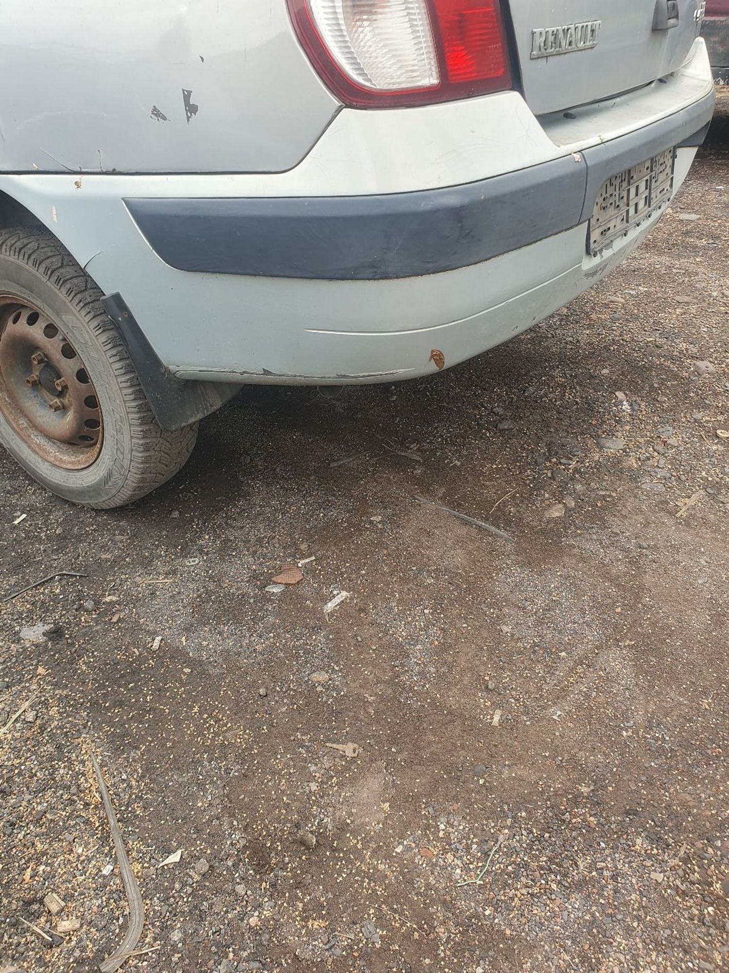 https://ycs.partsauto.market/partsauto-images/thmbs/userImages/7ed63c96fe685f431889ec34ef8f13b8/part/5d0c84bd-8703-4819-8ec7-76df477e0af1_1786333906682.jpg