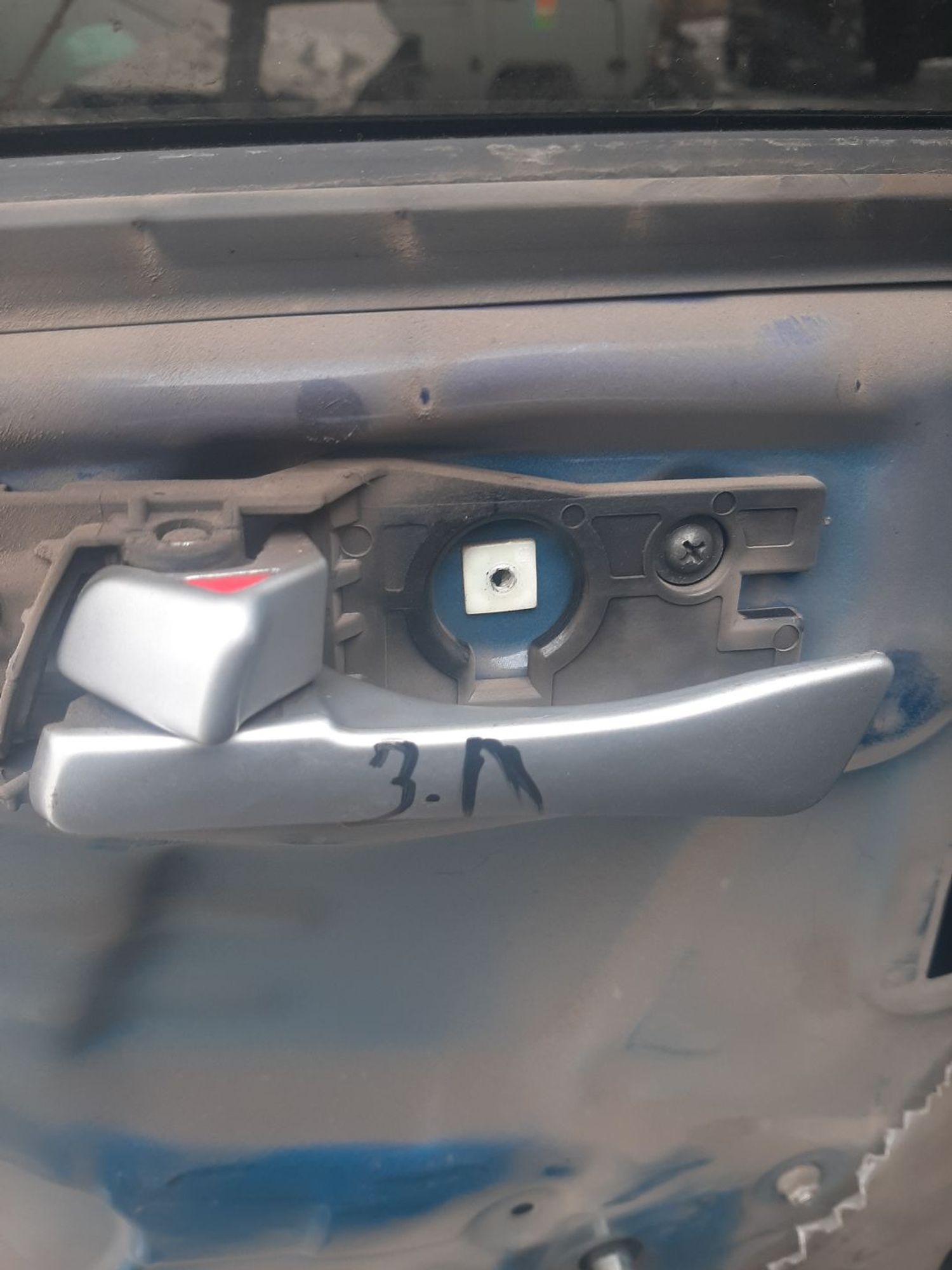 https://ycs.partsauto.market/partsauto-images/thmbs/userImages/7ed63c96fe685f431889ec34ef8f13b8/part/5daf1b06-04ea-4789-b313-c0842485afcd_1774345606363.jpg