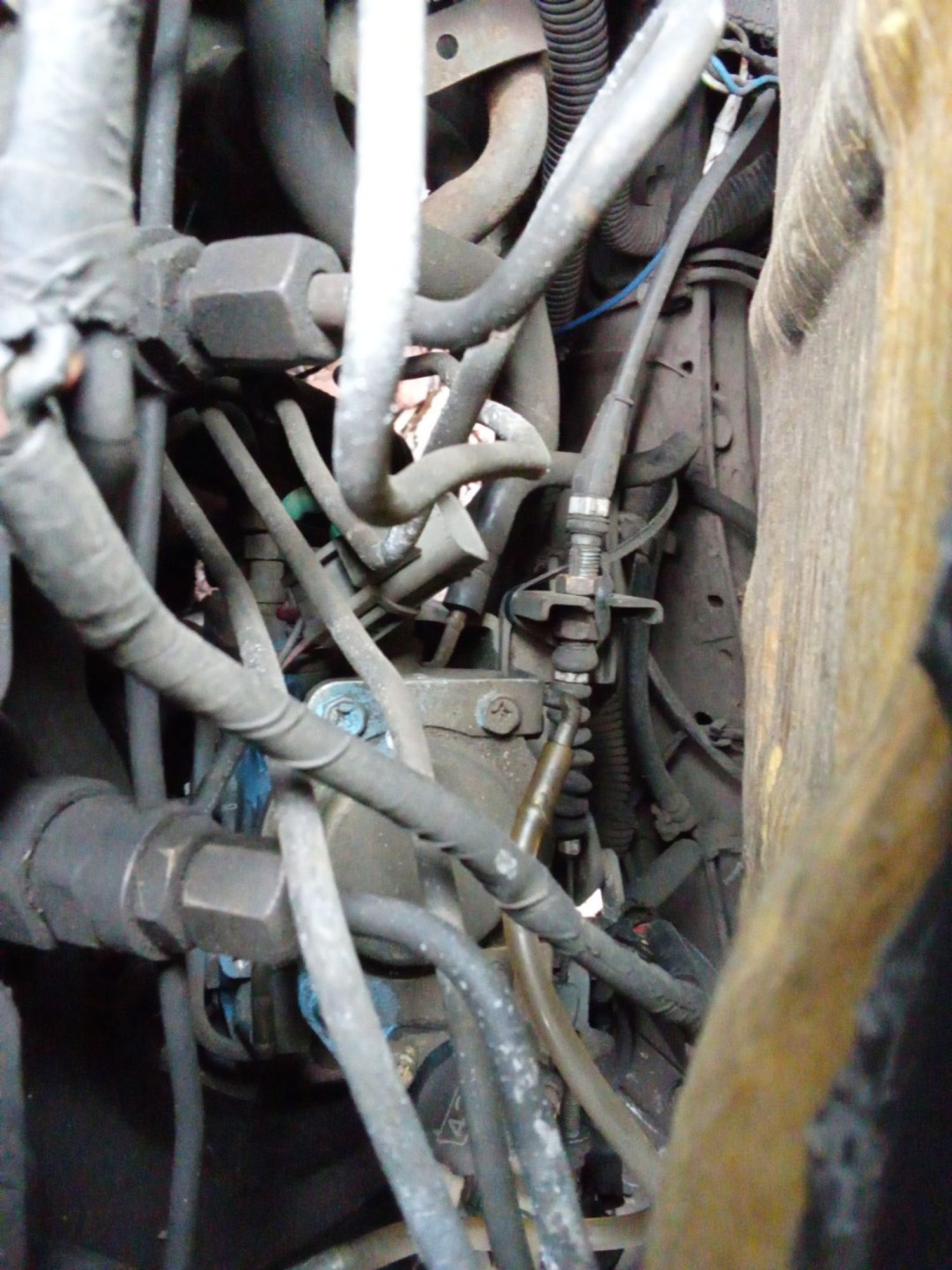 https://ycs.partsauto.market/partsauto-images/thmbs/userImages/7ed63c96fe685f431889ec34ef8f13b8/part/5e9ae1cb-014d-4f3e-8842-2dff0a43b273_1778394080074.jpg