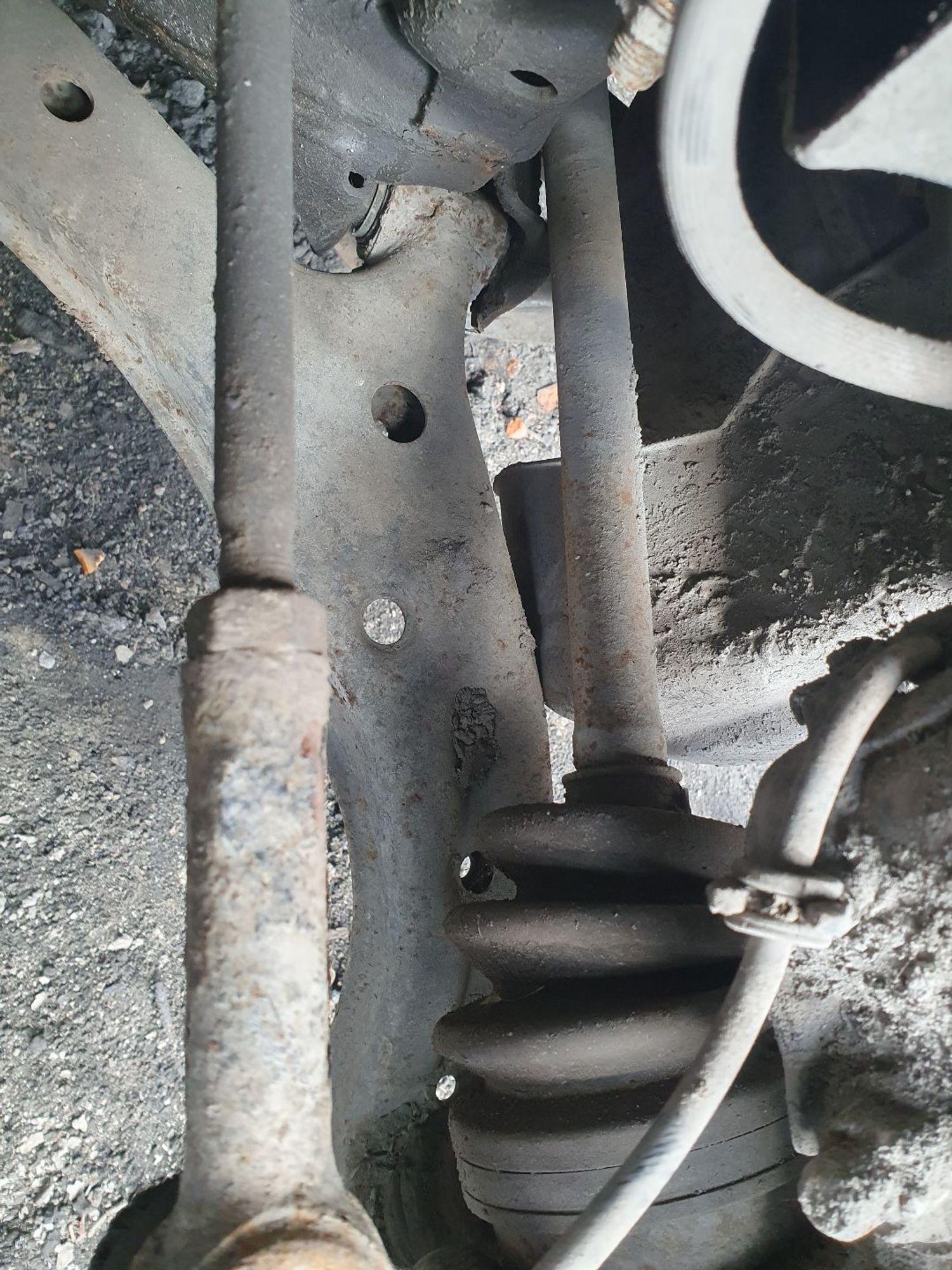 https://ycs.partsauto.market/partsauto-images/thmbs/userImages/7ed63c96fe685f431889ec34ef8f13b8/part/60822a37-bed2-437e-adff-6118e3b76996_1778577721201.jpg