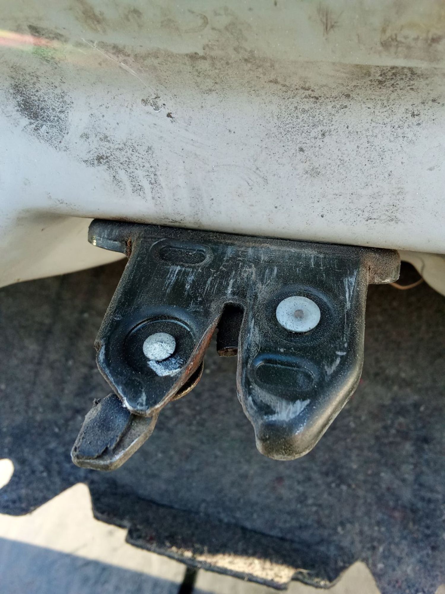 https://ycs.partsauto.market/partsauto-images/thmbs/userImages/7ed63c96fe685f431889ec34ef8f13b8/part/61540e6f-871a-4d8d-9bcf-df5bd8d908ba_1780749087918.jpg