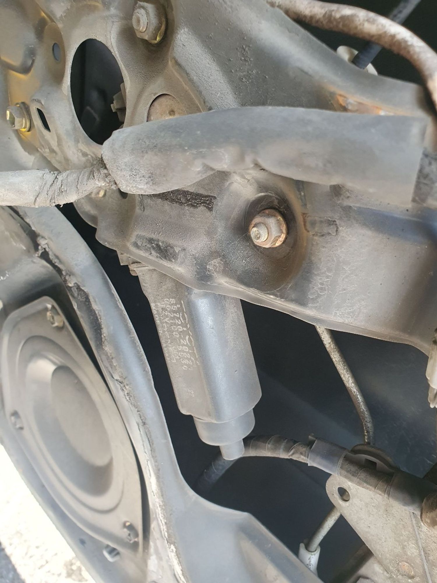 https://ycs.partsauto.market/partsauto-images/thmbs/userImages/7ed63c96fe685f431889ec34ef8f13b8/part/618ef20a-d5b3-4352-b320-ab8641265a9d_1786680983195.jpg