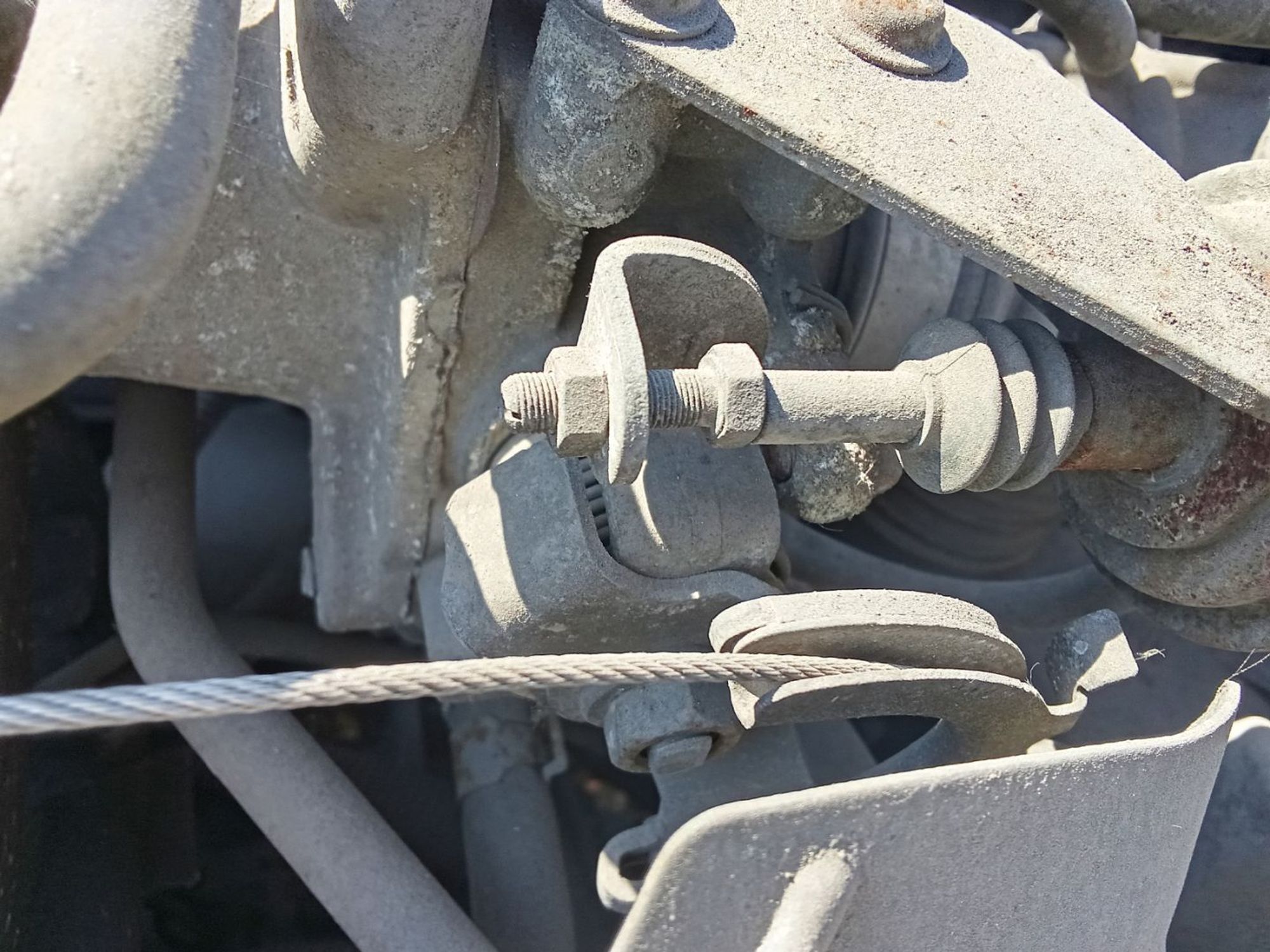 https://ycs.partsauto.market/partsauto-images/thmbs/userImages/7ed63c96fe685f431889ec34ef8f13b8/part/626ce5dc-d8fc-4f18-a938-93b75e96f4d2_1780717518785.jpg
