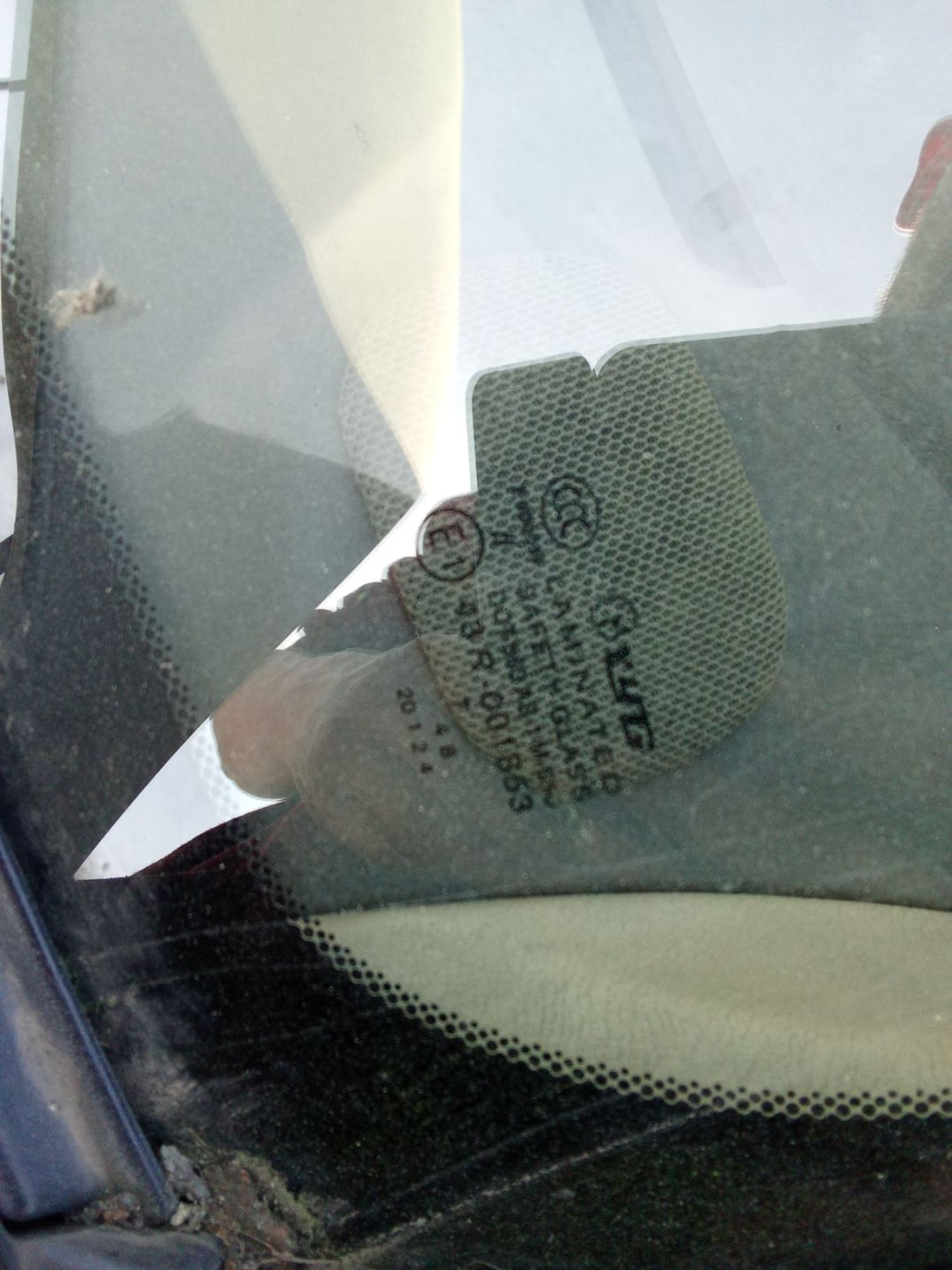 https://ycs.partsauto.market/partsauto-images/thmbs/userImages/7ed63c96fe685f431889ec34ef8f13b8/part/63003c9e-32cd-4bfc-841e-172af102c9e1_1777695579960.jpg
