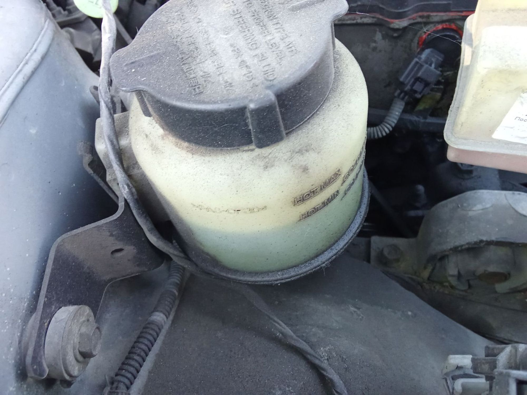 https://ycs.partsauto.market/partsauto-images/thmbs/userImages/7ed63c96fe685f431889ec34ef8f13b8/part/6320f49f-883d-4a30-b450-80d39dbfb32c_1780368434597.jpg