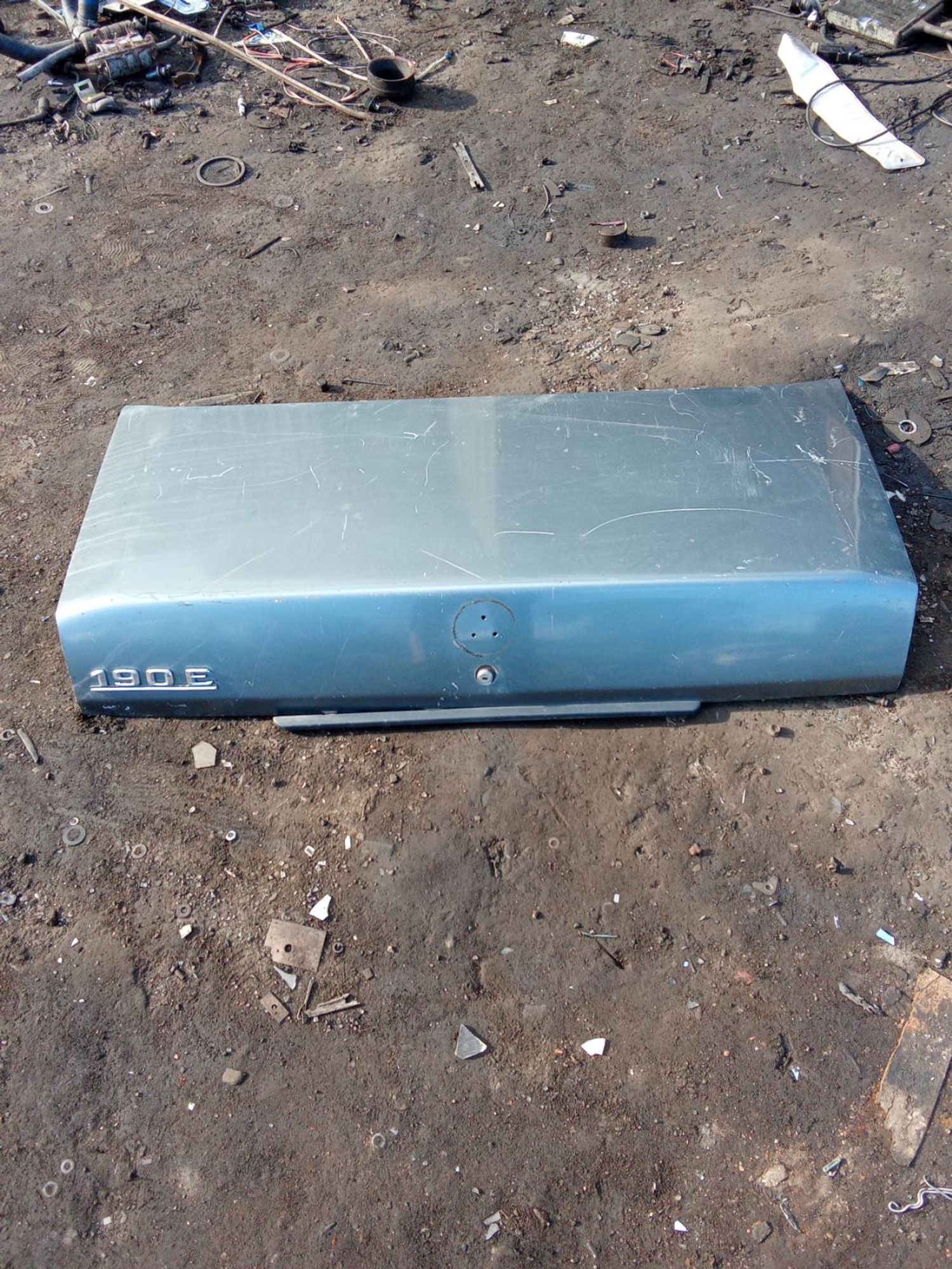 https://ycs.partsauto.market/partsauto-images/thmbs/userImages/7ed63c96fe685f431889ec34ef8f13b8/part/632aaec7-432c-4b0d-afb1-15fce96ea8ef_1786273084603.jpg