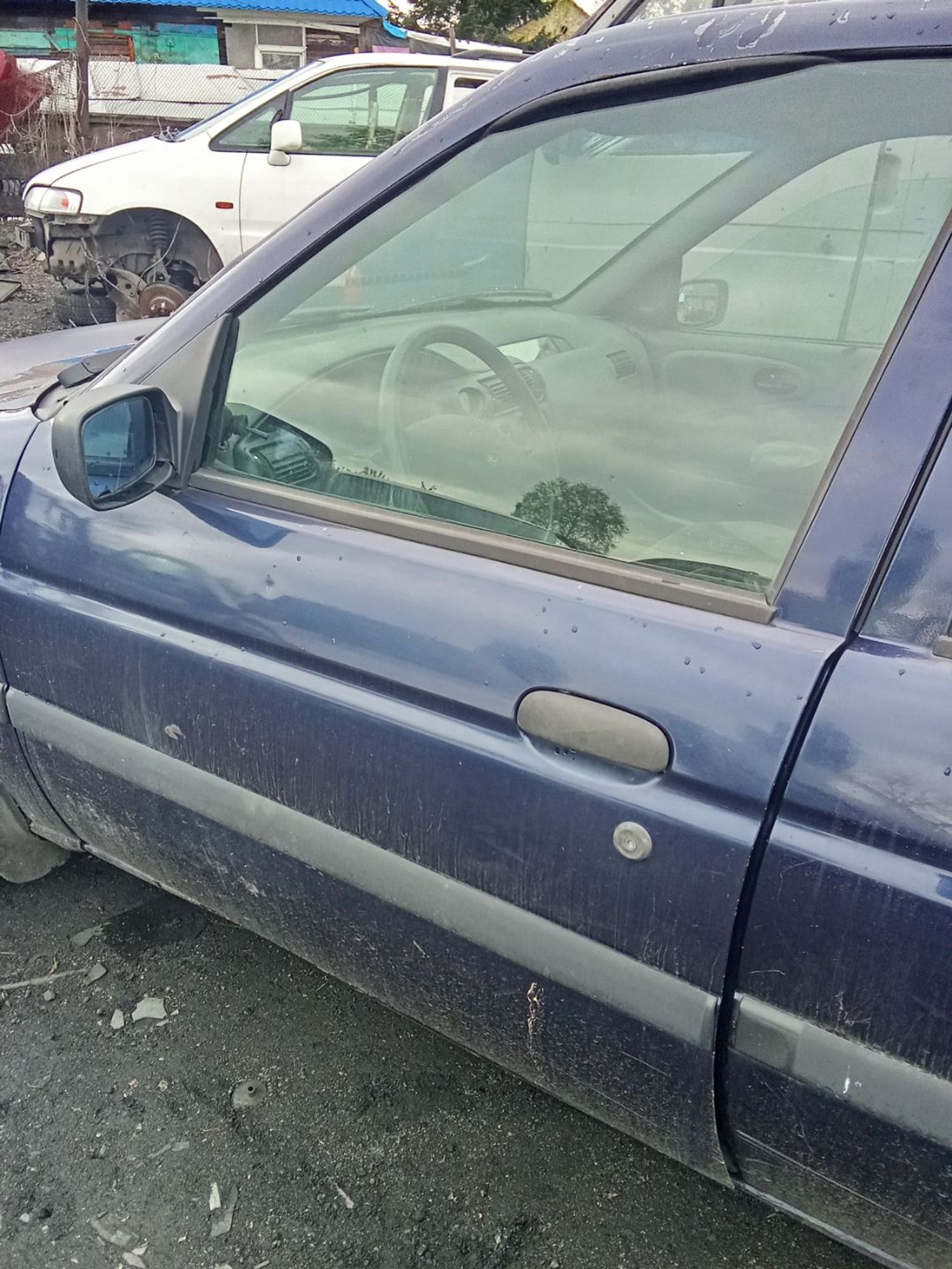 https://ycs.partsauto.market/partsauto-images/thmbs/userImages/7ed63c96fe685f431889ec34ef8f13b8/part/634d858f-5407-4d4e-baa9-1e480c2ea9f9_1779006497630.jpg