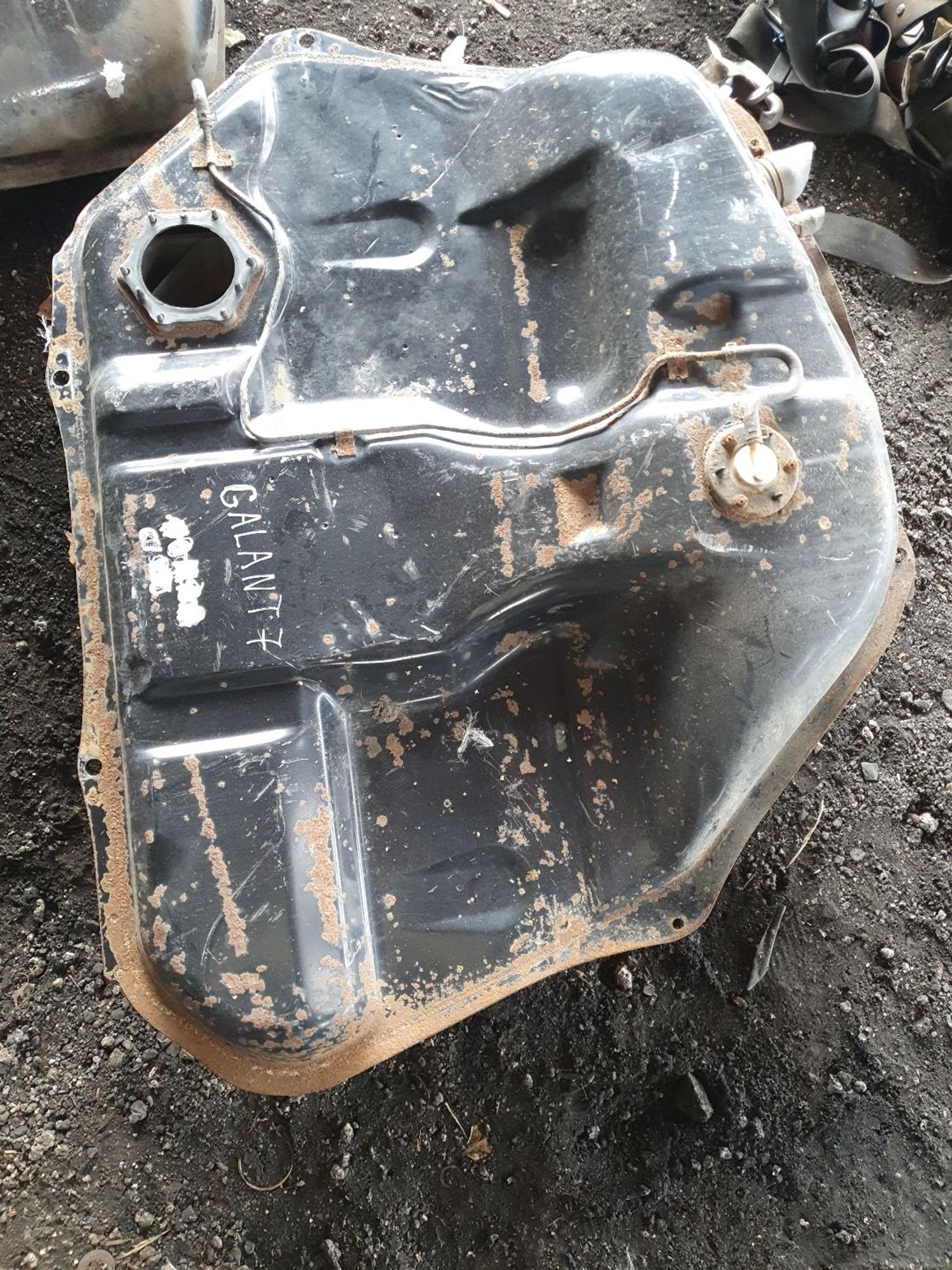 https://ycs.partsauto.market/partsauto-images/thmbs/userImages/7ed63c96fe685f431889ec34ef8f13b8/part/660e303f-748d-4fa0-a613-428b22cb6895_1786008192635.jpg