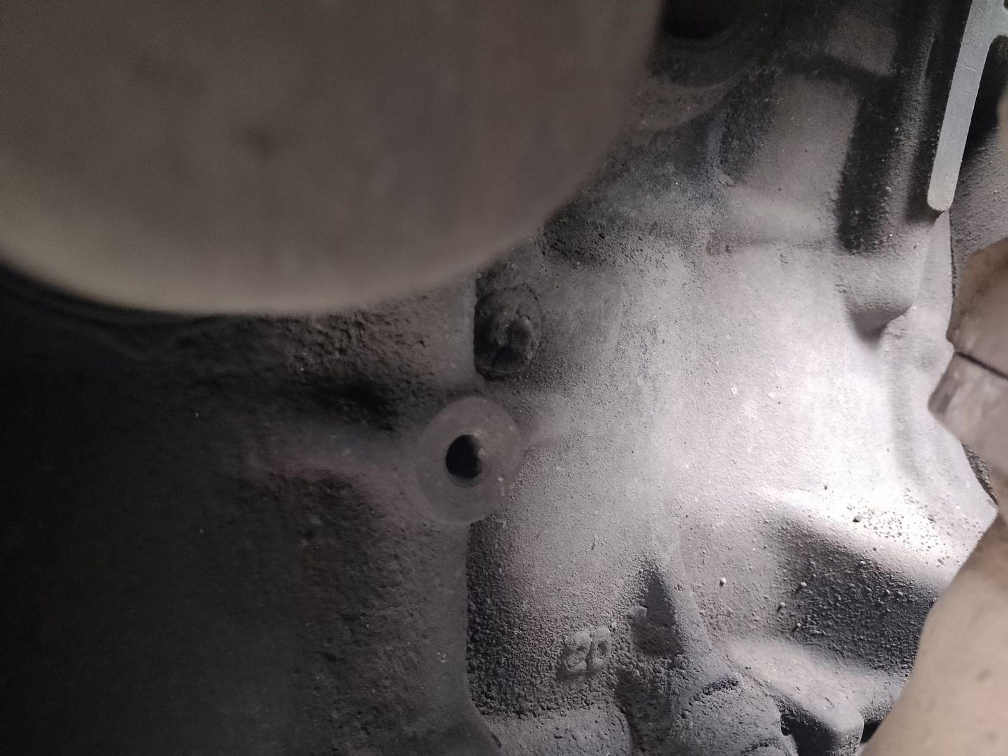 https://ycs.partsauto.market/partsauto-images/thmbs/userImages/7ed63c96fe685f431889ec34ef8f13b8/part/661d87b0-d9b1-4c33-94e3-3a7df7fe4a9b_1785226062972.jpg
