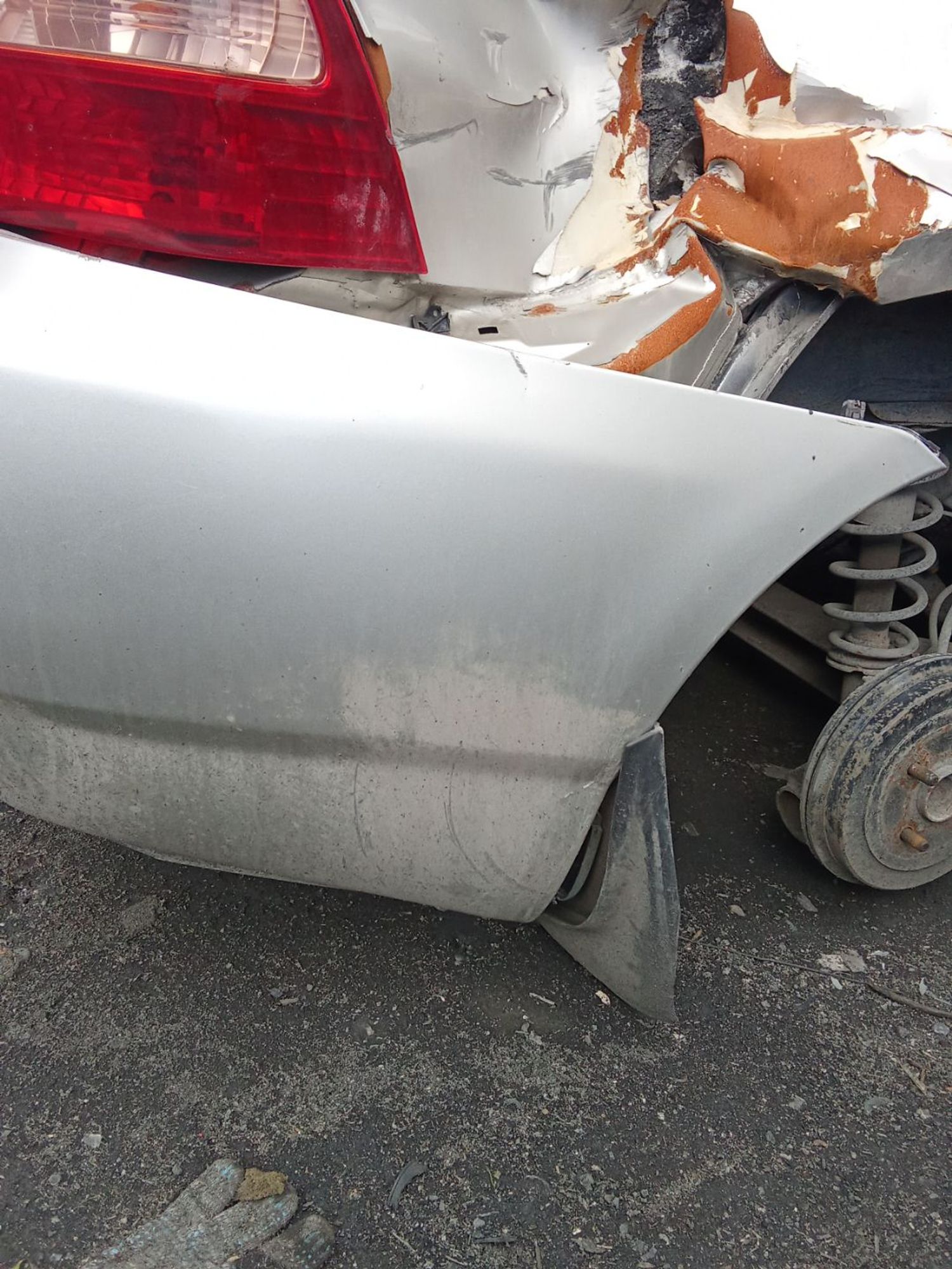 https://ycs.partsauto.market/partsauto-images/thmbs/userImages/7ed63c96fe685f431889ec34ef8f13b8/part/67b8abd6-172b-4b37-b9cb-a07d8f269b81_1779769510216.jpg