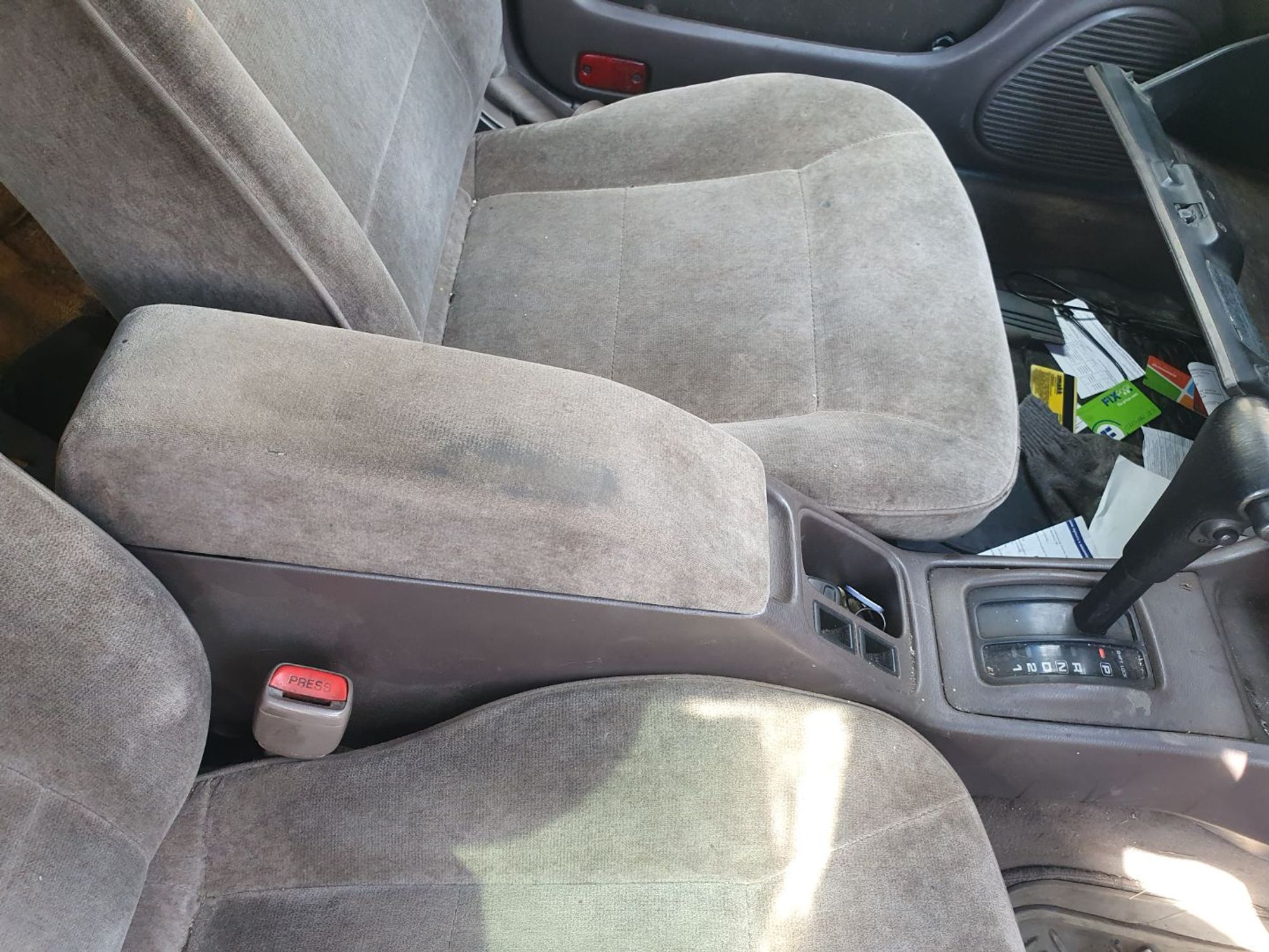 https://ycs.partsauto.market/partsauto-images/thmbs/userImages/7ed63c96fe685f431889ec34ef8f13b8/part/69681f66-7762-4dff-8417-5a82f47ae7aa_1786088397377.jpg