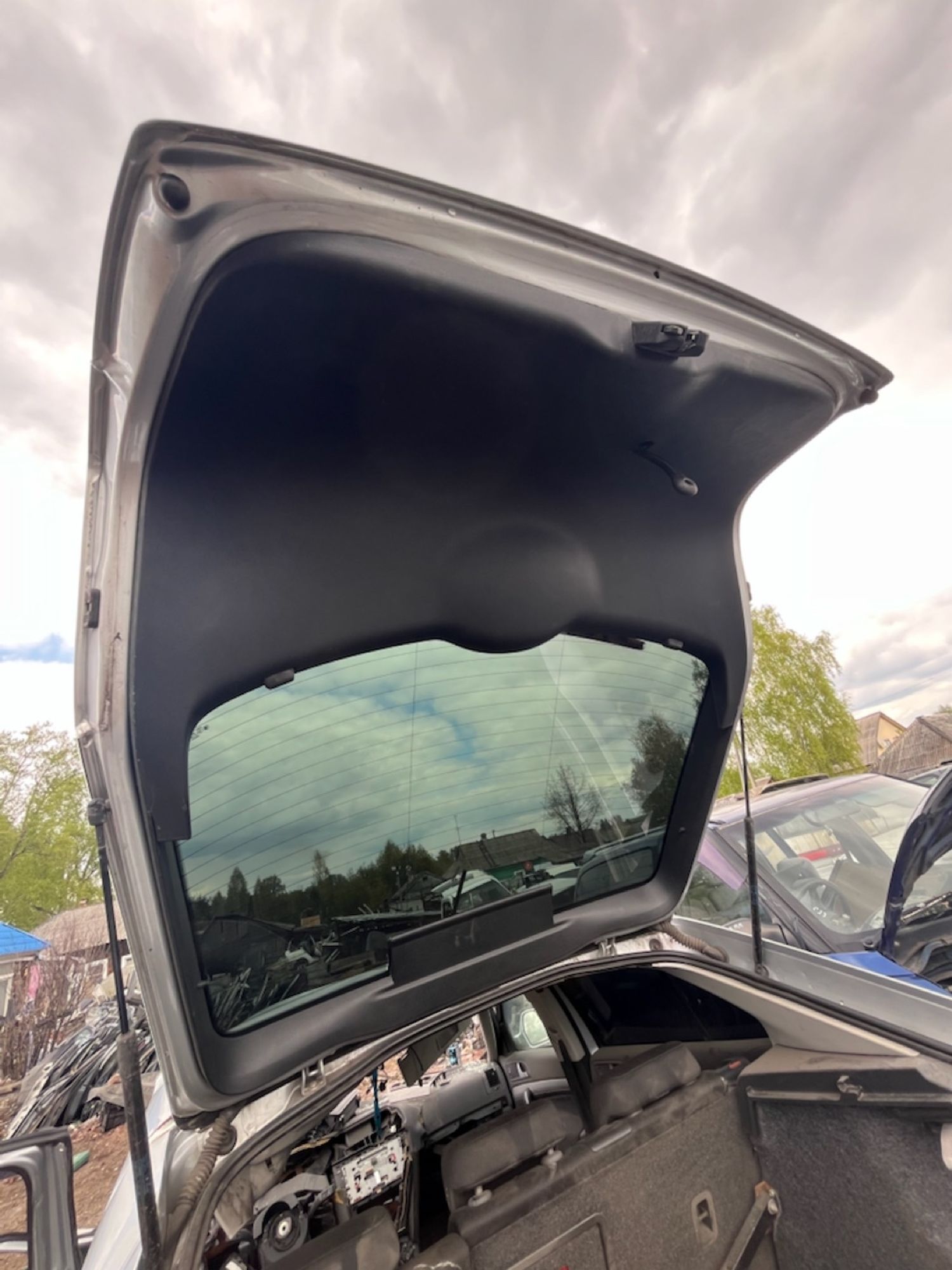 https://ycs.partsauto.market/partsauto-images/thmbs/userImages/7ed63c96fe685f431889ec34ef8f13b8/part/6e1e9161-a354-4c24-bf74-015eb293292f_1778996483020.jpg