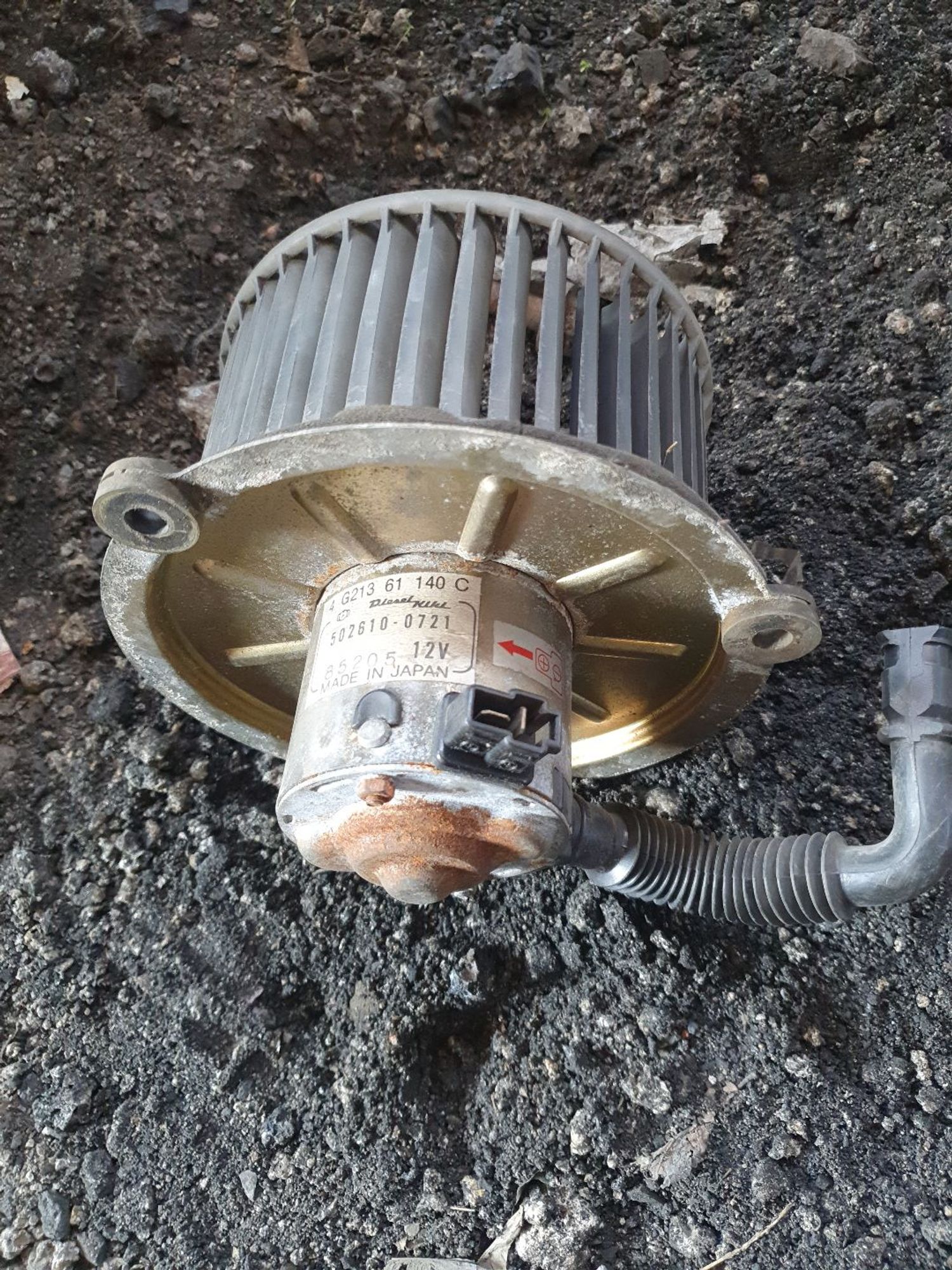 https://ycs.partsauto.market/partsauto-images/thmbs/userImages/7ed63c96fe685f431889ec34ef8f13b8/part/6f17494a-9ce2-4a49-80c4-4a80e9ada58c_1785752134007.jpg