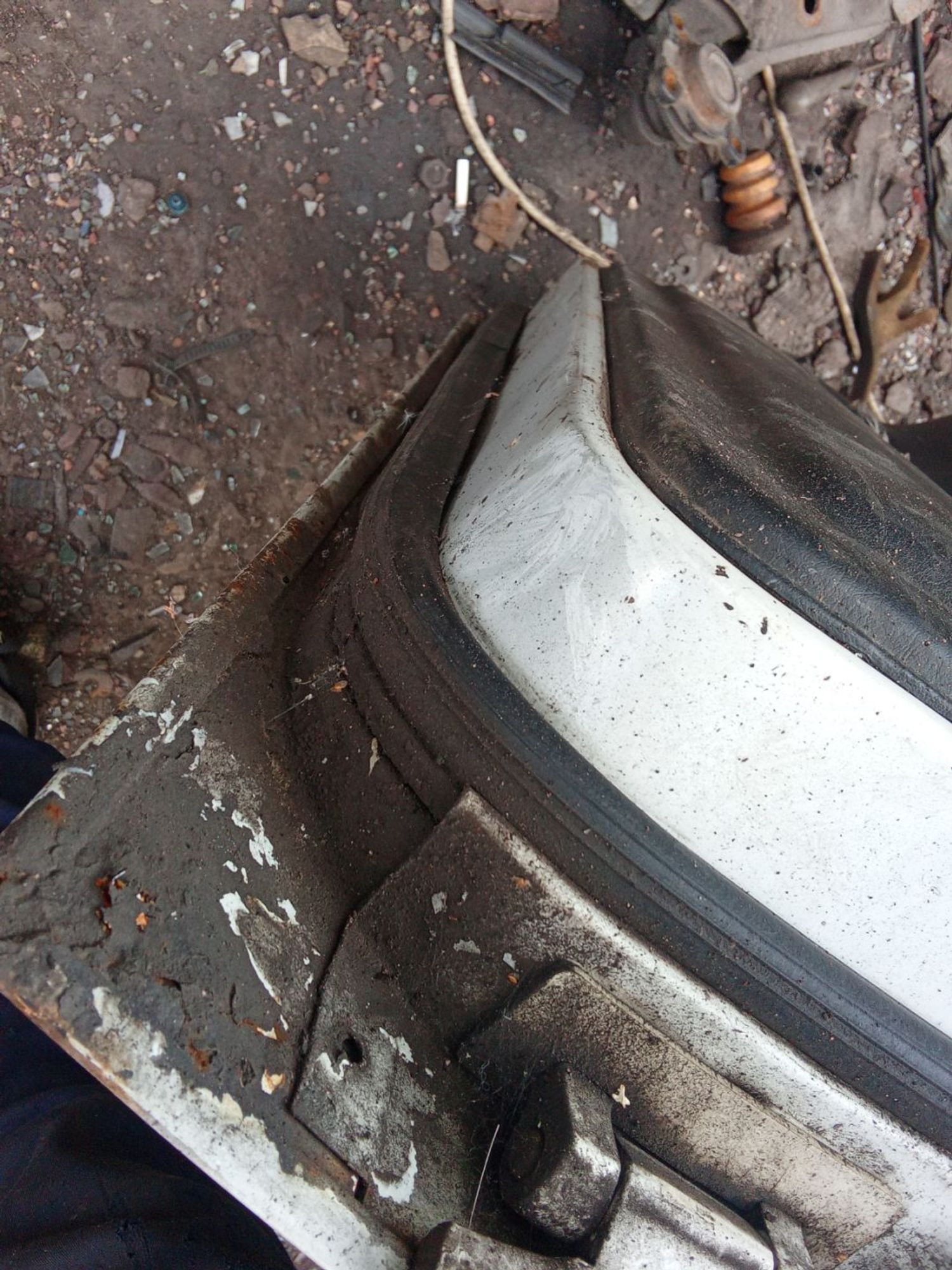 https://ycs.partsauto.market/partsauto-images/thmbs/userImages/7ed63c96fe685f431889ec34ef8f13b8/part/6fb868ea-42f5-4db0-a2d7-102a01f42b1b_1786352222337.jpg