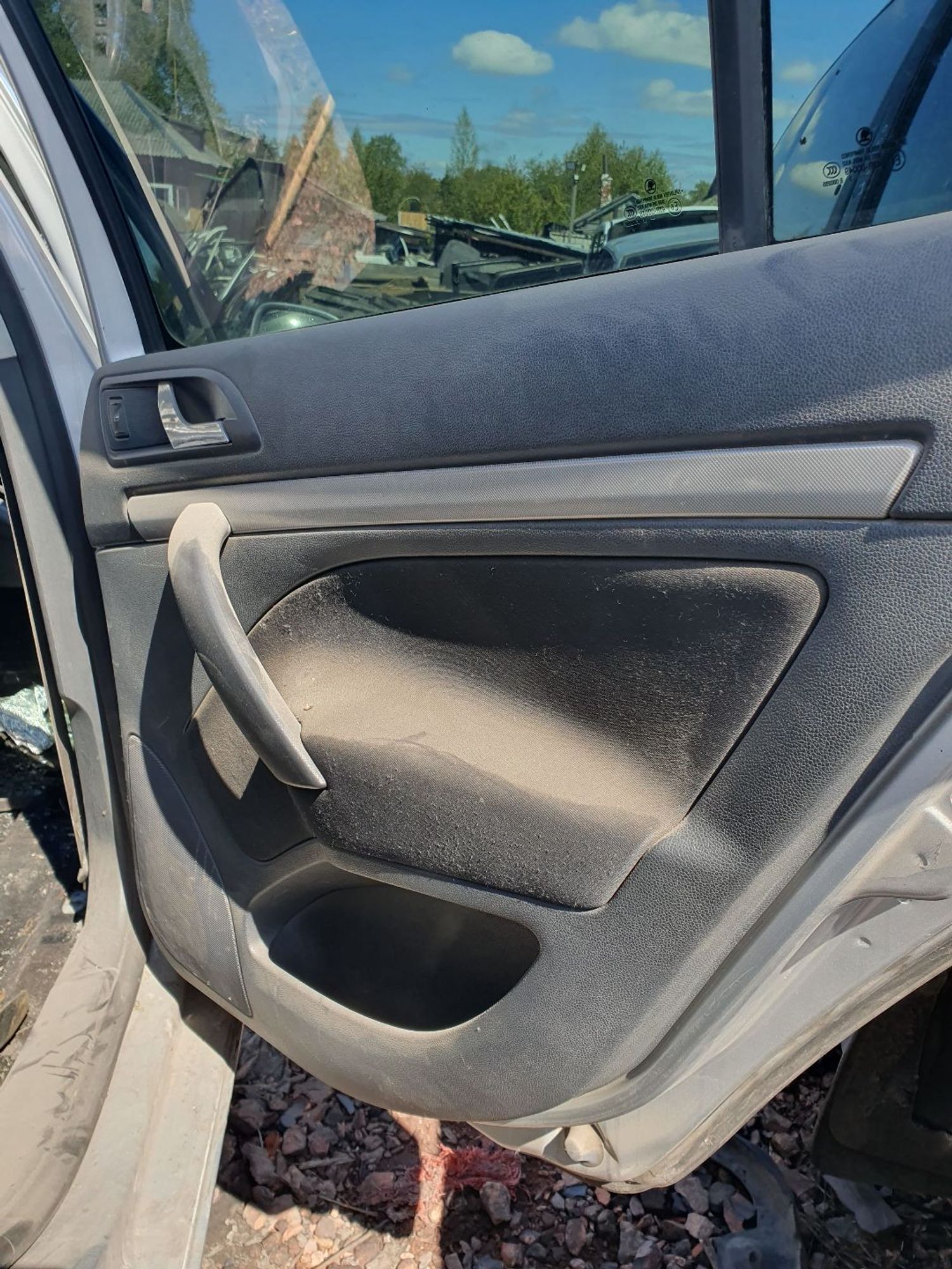 https://ycs.partsauto.market/partsauto-images/thmbs/userImages/7ed63c96fe685f431889ec34ef8f13b8/part/7174891b-ade7-4060-9b77-806852d86920_1779175043263.jpg
