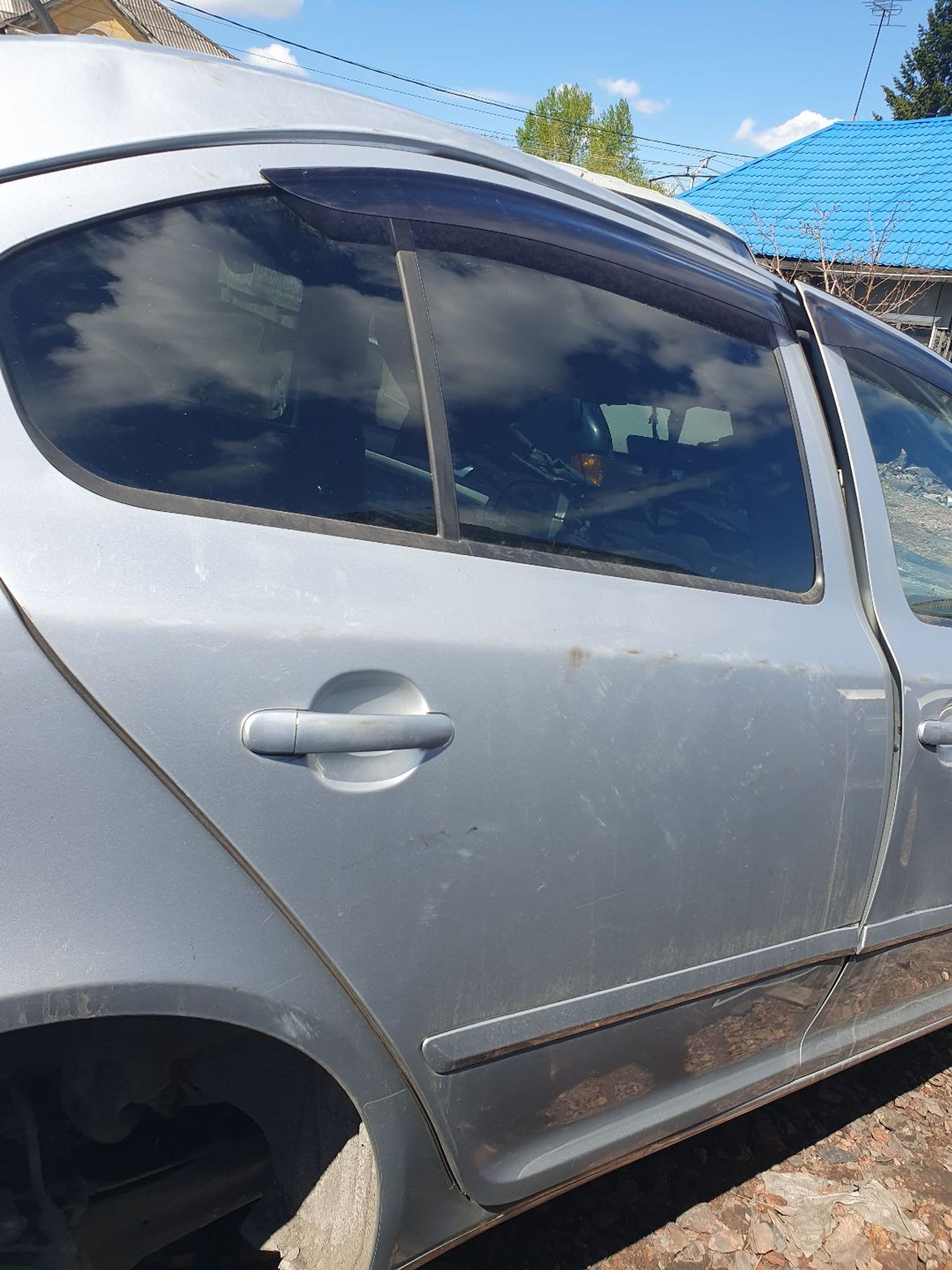 https://ycs.partsauto.market/partsauto-images/thmbs/userImages/7ed63c96fe685f431889ec34ef8f13b8/part/71d7bd03-cec7-4eac-b8b7-fd3dc7be4616_1779174958276.jpg