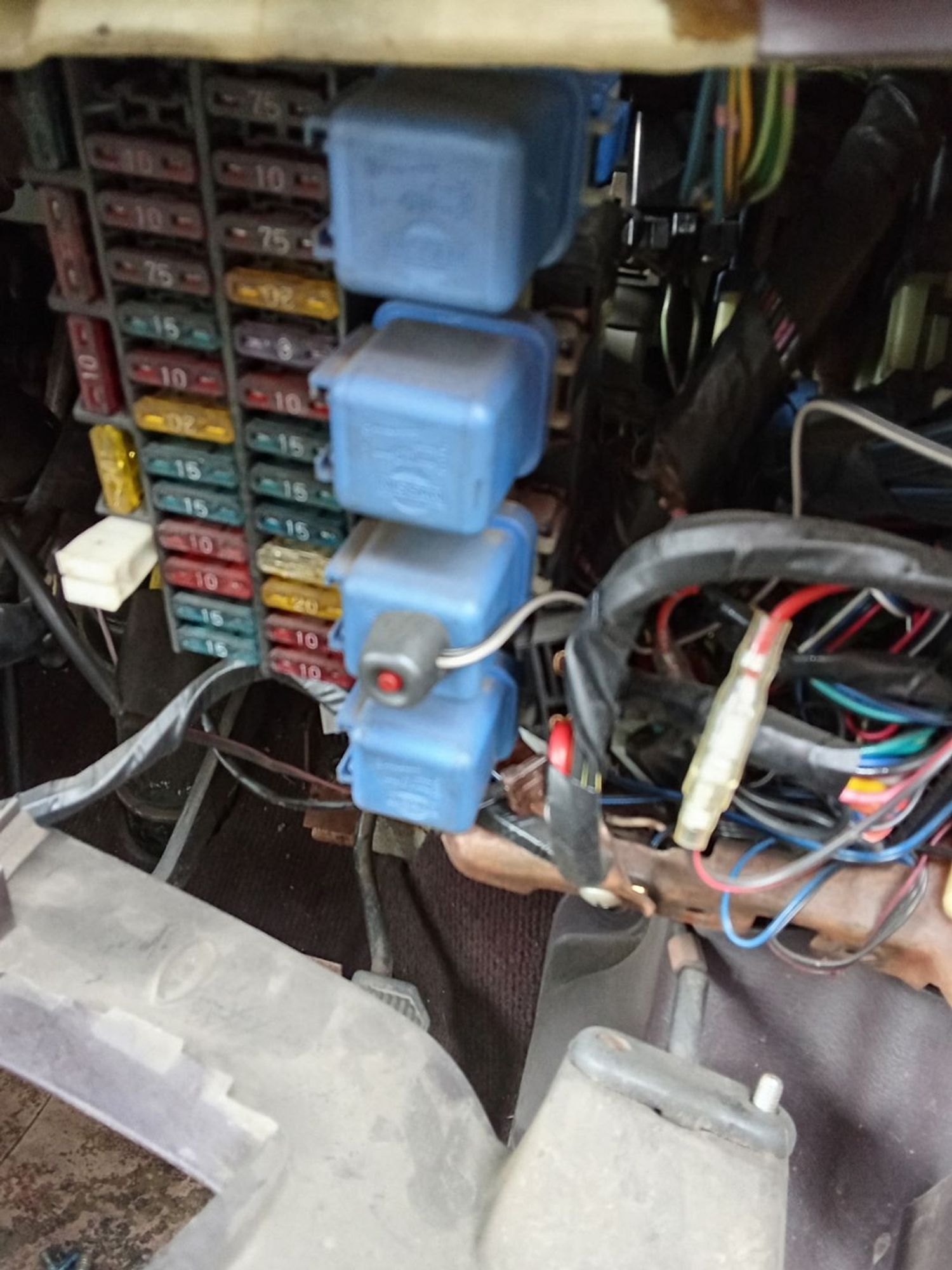 https://ycs.partsauto.market/partsauto-images/thmbs/userImages/7ed63c96fe685f431889ec34ef8f13b8/part/735f0634-9747-44fe-9ade-245c809e287f_1778666374789.jpg