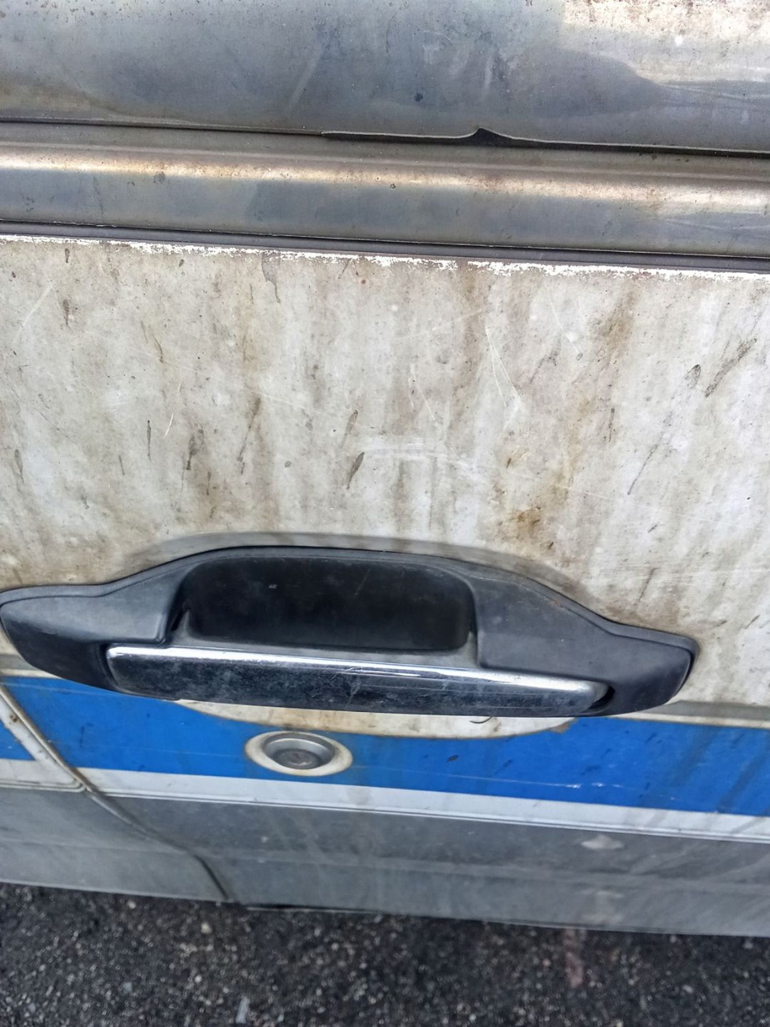 https://ycs.partsauto.market/partsauto-images/thmbs/userImages/7ed63c96fe685f431889ec34ef8f13b8/part/7547c3b1-d15d-4e48-9744-503bc1135491_1778642873228.jpg