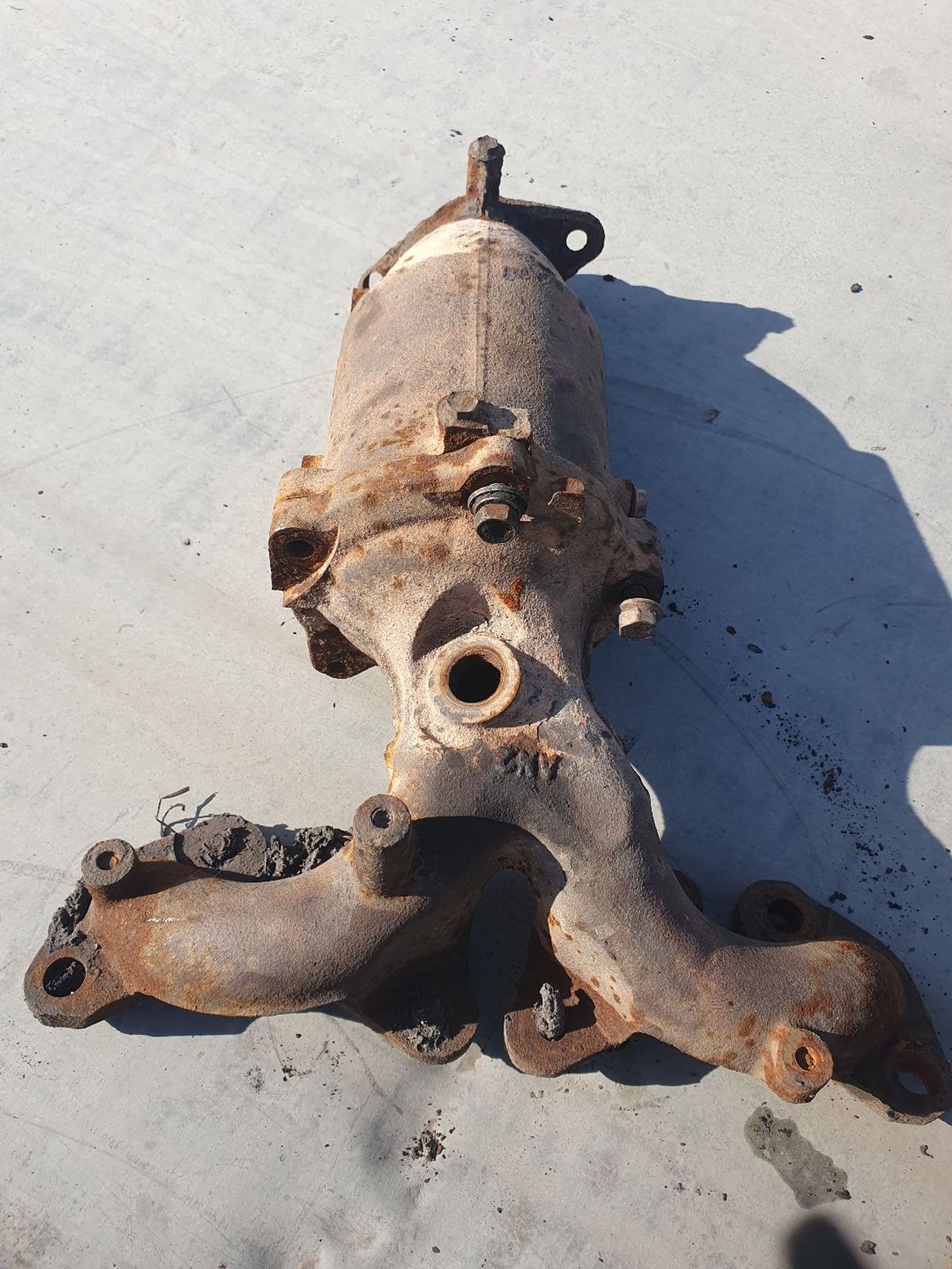 https://ycs.partsauto.market/partsauto-images/thmbs/userImages/7ed63c96fe685f431889ec34ef8f13b8/part/76a869df-911b-4d29-9a8e-3778250d49ff_1778300107201.jpg