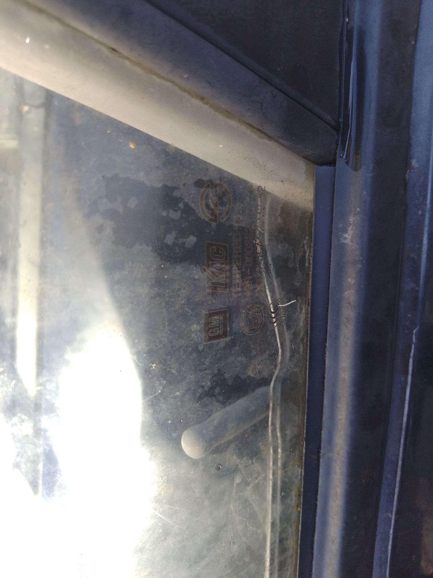 https://ycs.partsauto.market/partsauto-images/thmbs/userImages/7ed63c96fe685f431889ec34ef8f13b8/part/77033b3c-179a-4ff3-a15b-91858275ac73_1786438988165.jpg