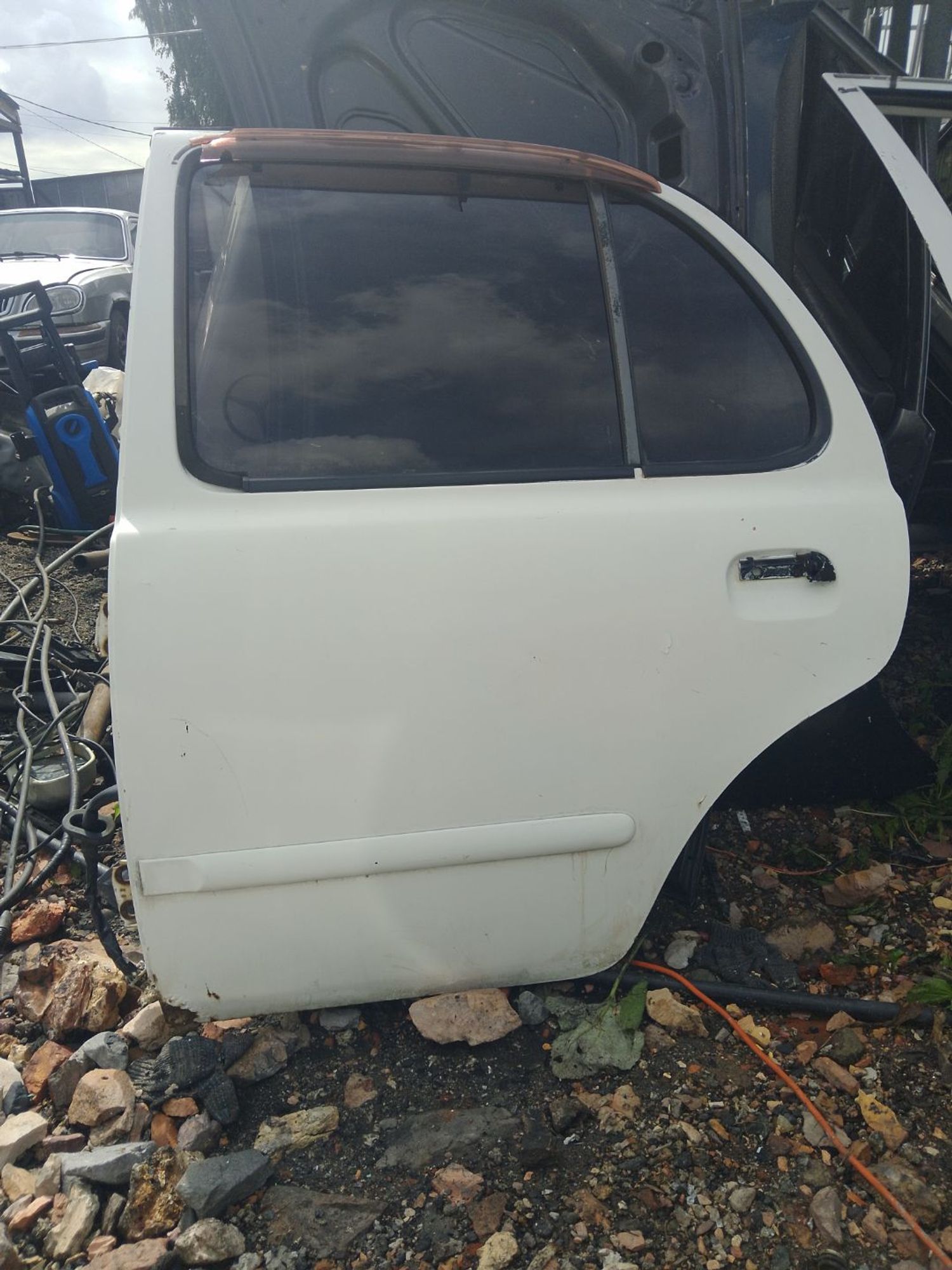 https://ycs.partsauto.market/partsauto-images/thmbs/userImages/7ed63c96fe685f431889ec34ef8f13b8/part/77dc068b-2b84-4e11-b087-480ccc312905_1787203552414.jpg