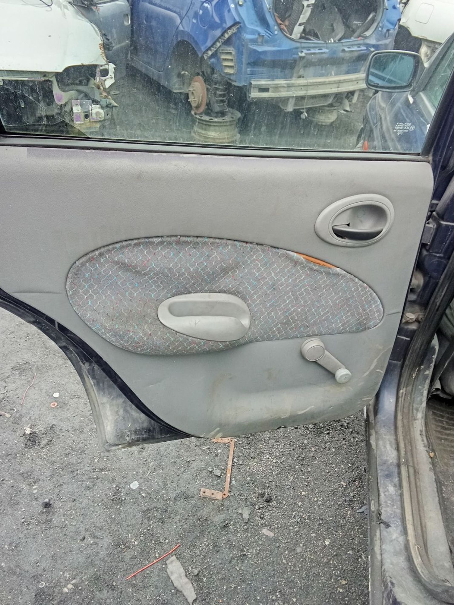 https://ycs.partsauto.market/partsauto-images/thmbs/userImages/7ed63c96fe685f431889ec34ef8f13b8/part/78f9398e-bf40-4cf6-a84f-6cf7baee1cd2_1779010844447.jpg