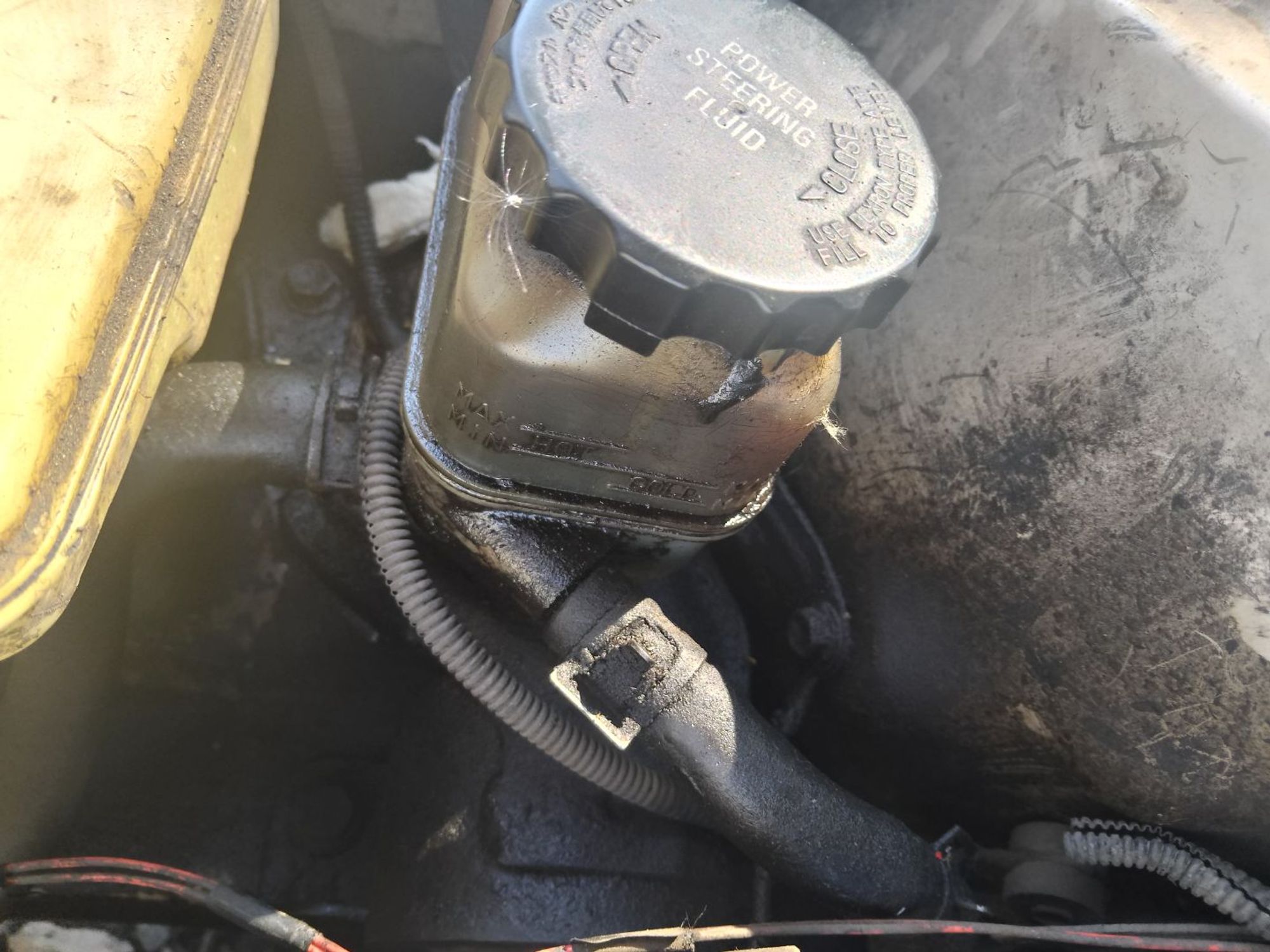 https://ycs.partsauto.market/partsauto-images/thmbs/userImages/7ed63c96fe685f431889ec34ef8f13b8/part/7c874f9c-69ed-4604-9db0-94ea18ecc95c_1784178042892.jpg