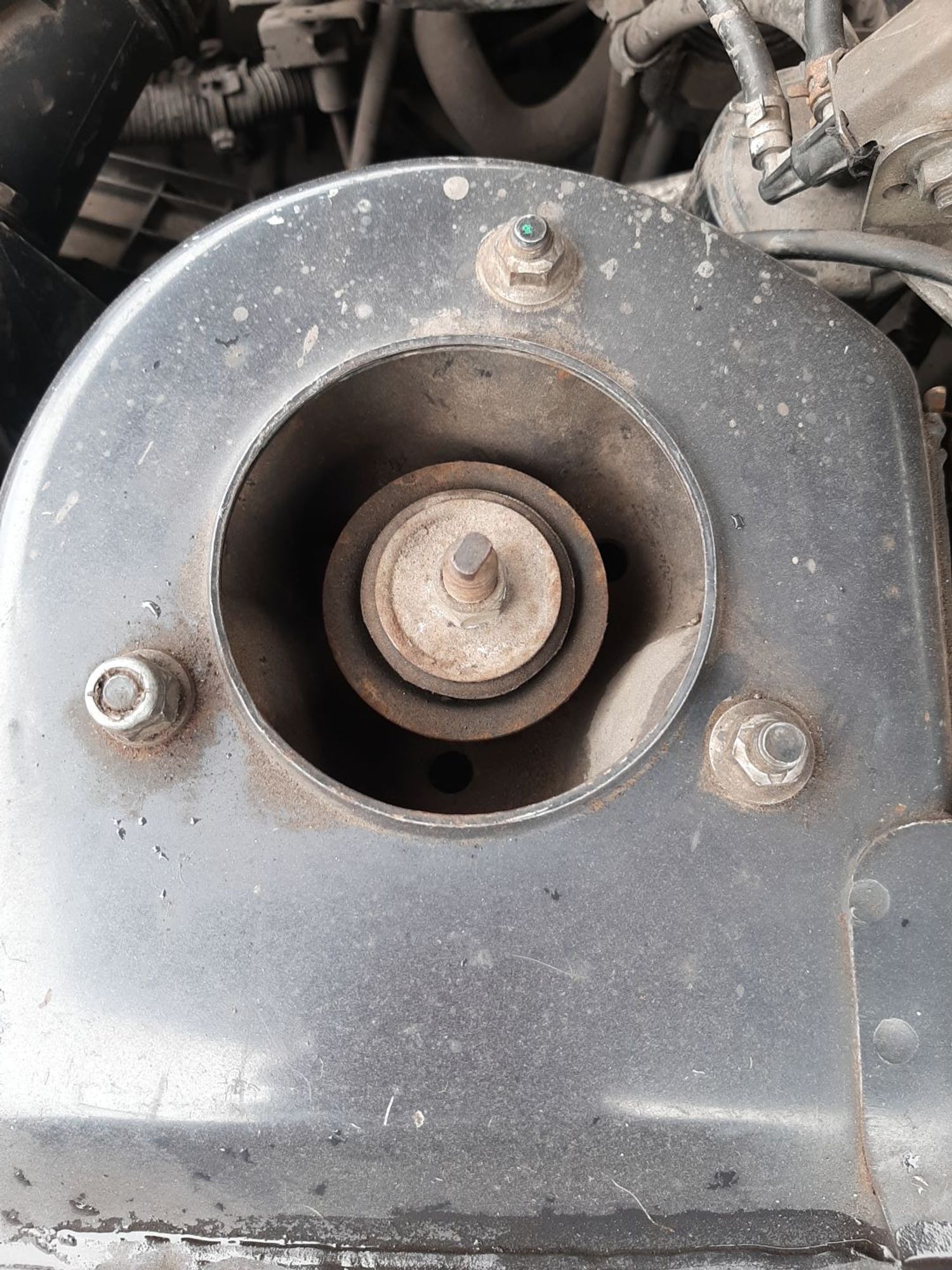 https://ycs.partsauto.market/partsauto-images/thmbs/userImages/7ed63c96fe685f431889ec34ef8f13b8/part/7ee97b29-10c8-40c4-a011-48087dbd05d4_1776054531573.jpg