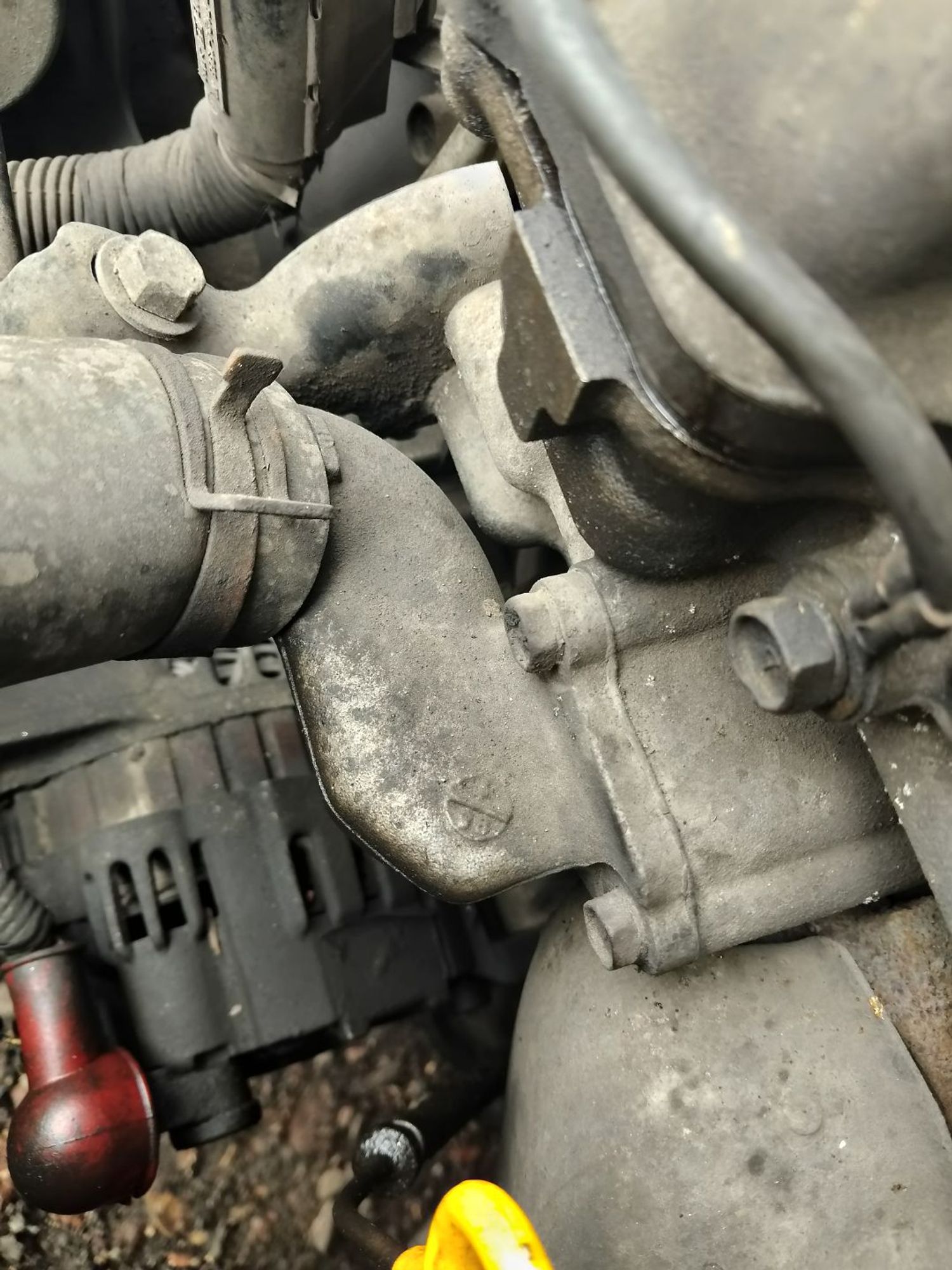 https://ycs.partsauto.market/partsauto-images/thmbs/userImages/7ed63c96fe685f431889ec34ef8f13b8/part/7faab0af-2f7f-488d-82ed-1c287e14bb9e_1784357959328.jpg