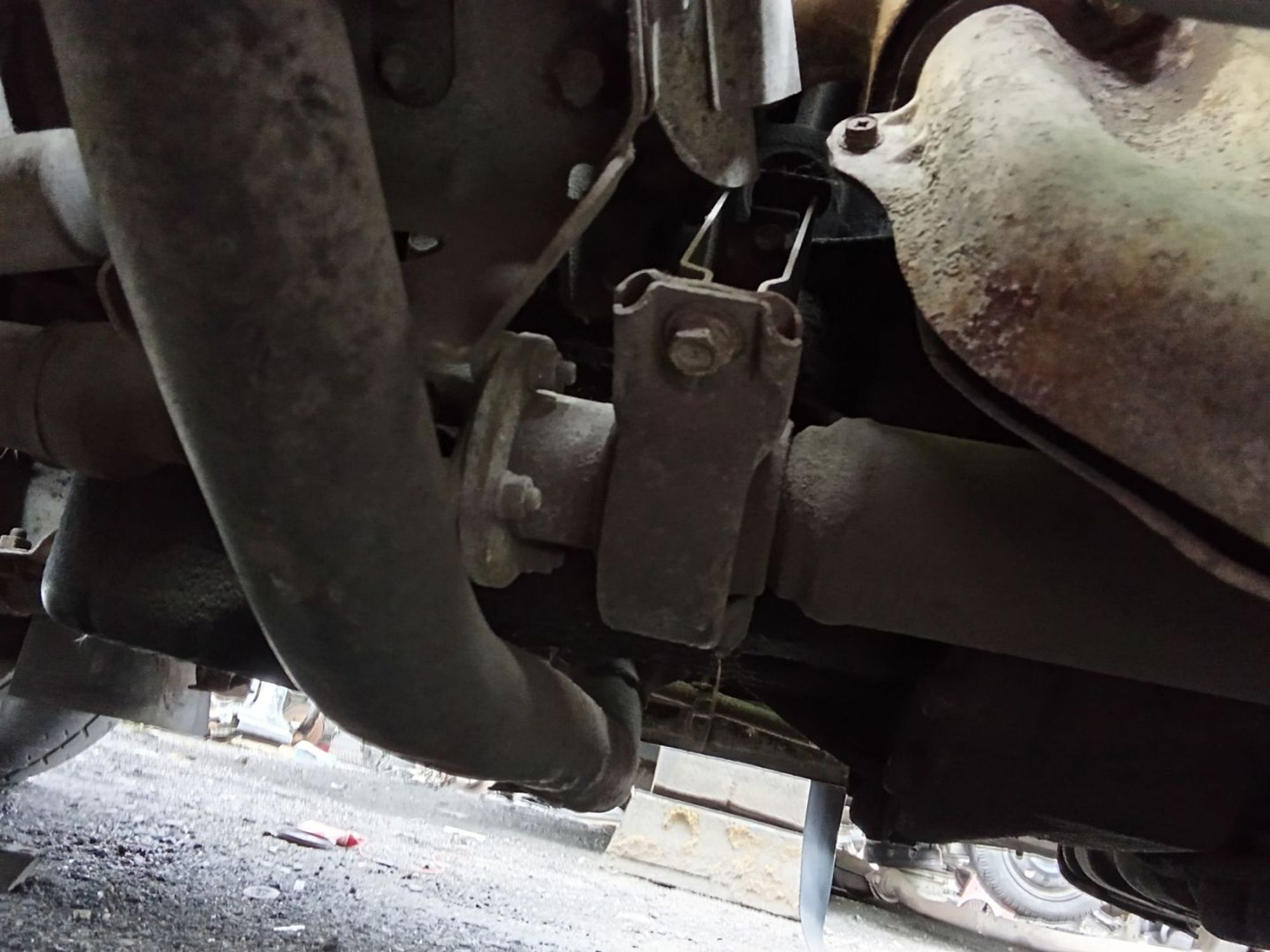 https://ycs.partsauto.market/partsauto-images/thmbs/userImages/7ed63c96fe685f431889ec34ef8f13b8/part/80c06567-b7f5-4c54-85b6-60f92b174cfb_1778723544680.jpg