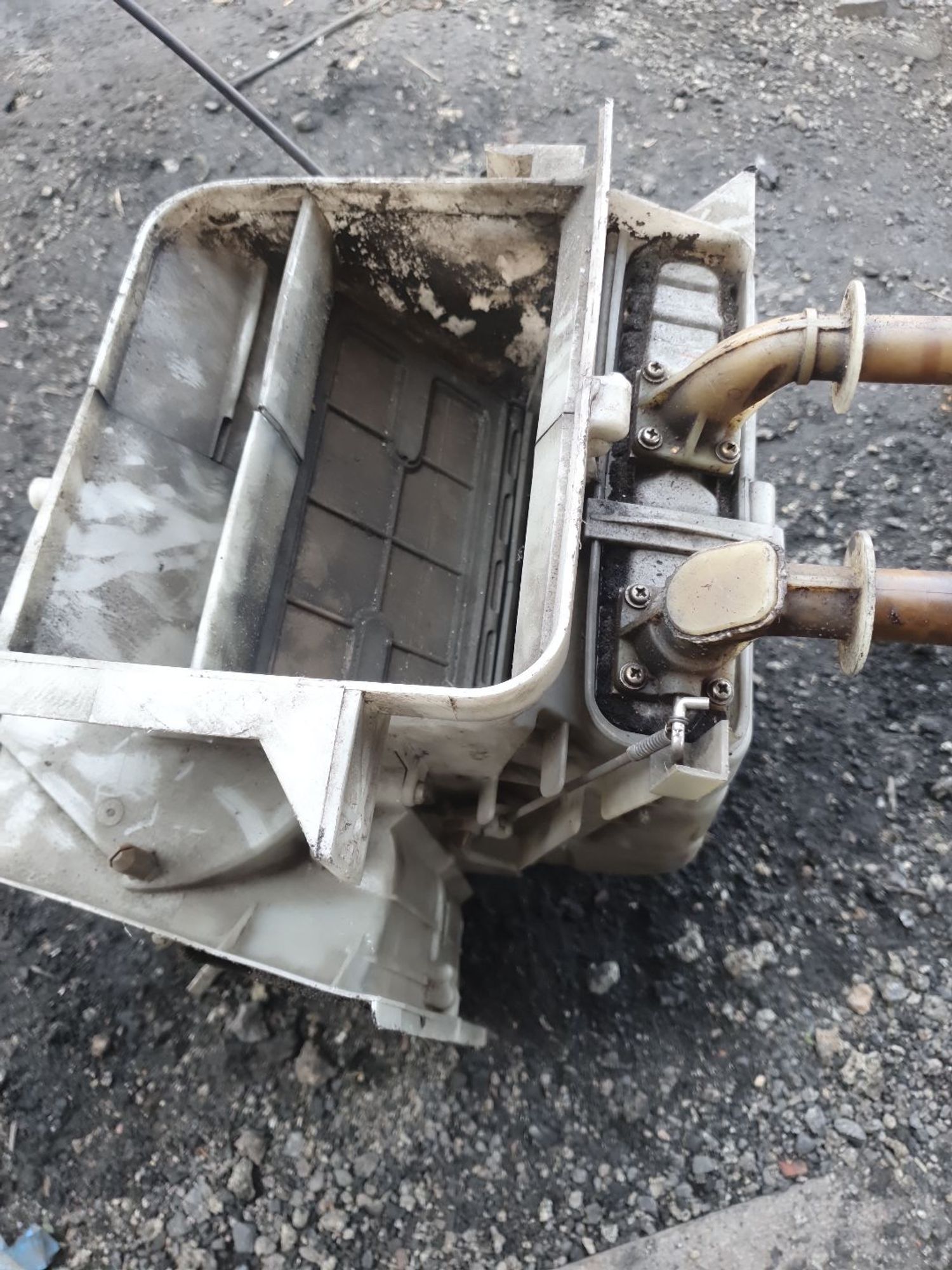 https://ycs.partsauto.market/partsauto-images/thmbs/userImages/7ed63c96fe685f431889ec34ef8f13b8/part/8144694a-28bf-4a79-b74c-d9a0579195fd_1785731414949.jpg