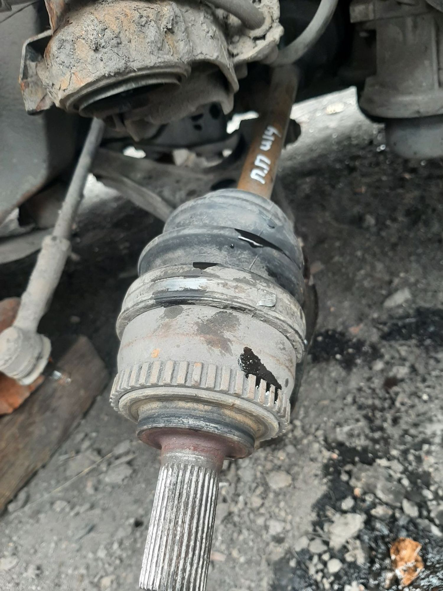 https://ycs.partsauto.market/partsauto-images/thmbs/userImages/7ed63c96fe685f431889ec34ef8f13b8/part/8190b9dd-748a-440d-bbe7-4651886b6f73_1775998269829.jpg