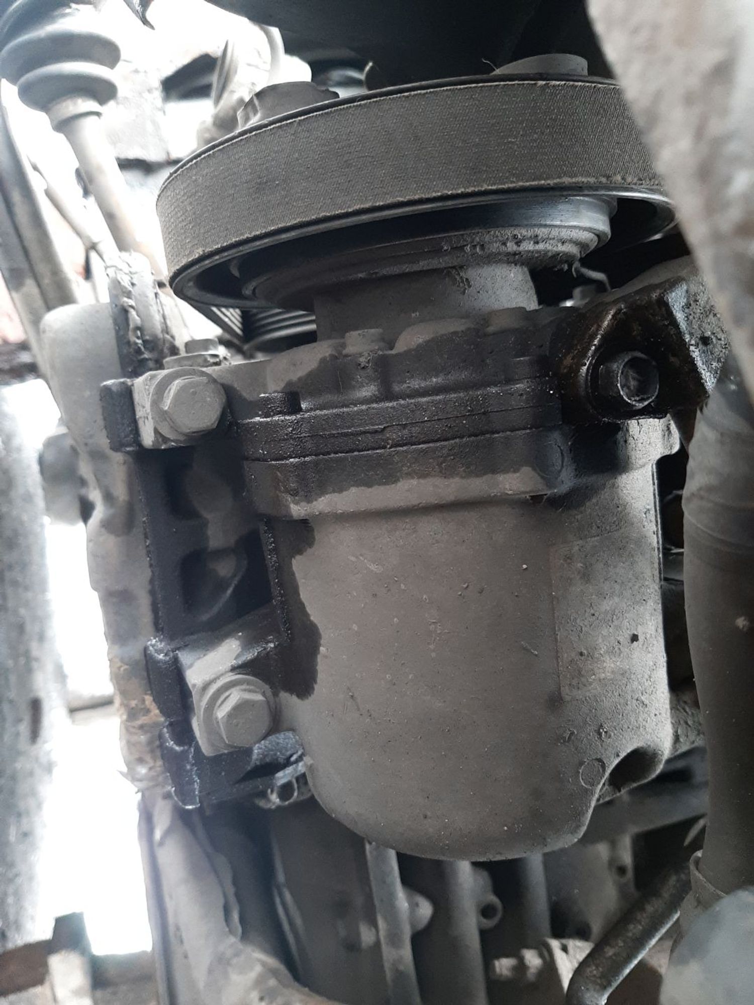 https://ycs.partsauto.market/partsauto-images/thmbs/userImages/7ed63c96fe685f431889ec34ef8f13b8/part/8238fae0-ae3a-401b-afe0-ad17cbc08376_1776054354159.jpg