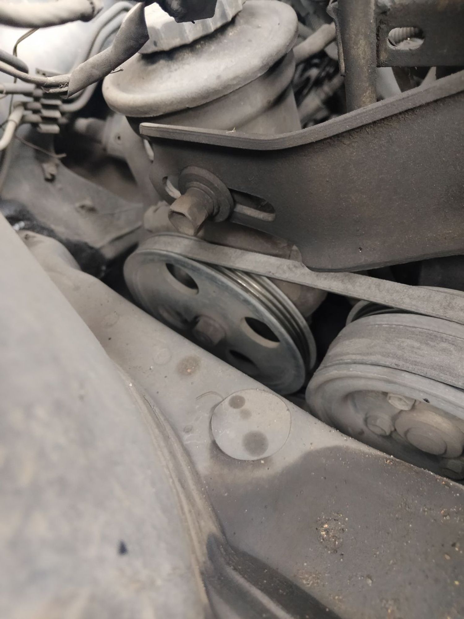 https://ycs.partsauto.market/partsauto-images/thmbs/userImages/7ed63c96fe685f431889ec34ef8f13b8/part/834dcd2e-8fdf-40b0-ba7a-c3a963f33afc_1785225882740.jpg