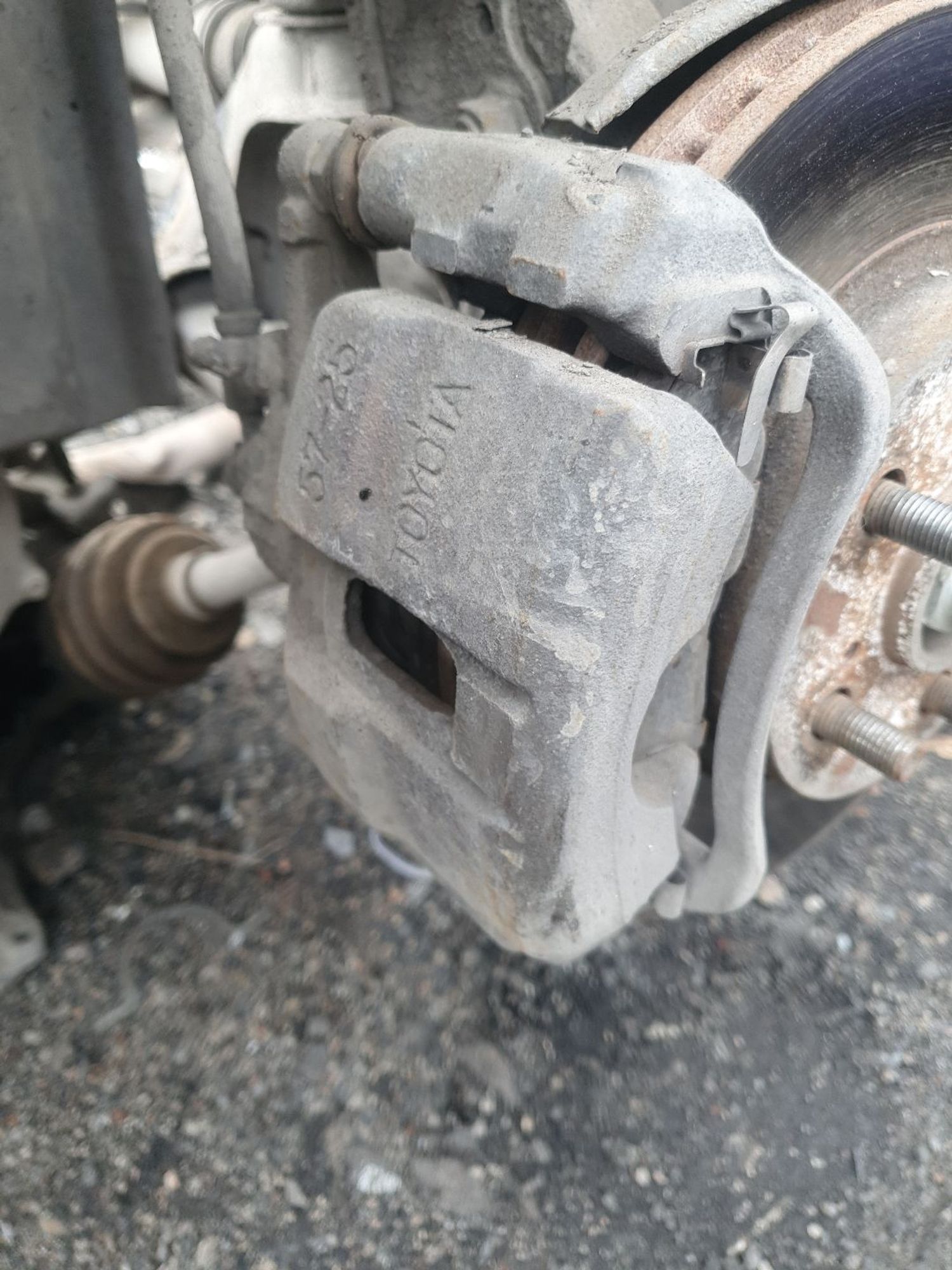 https://ycs.partsauto.market/partsauto-images/thmbs/userImages/7ed63c96fe685f431889ec34ef8f13b8/part/86c06d59-20b7-4cd6-a930-0fc677172c0e_1778832137595.jpg