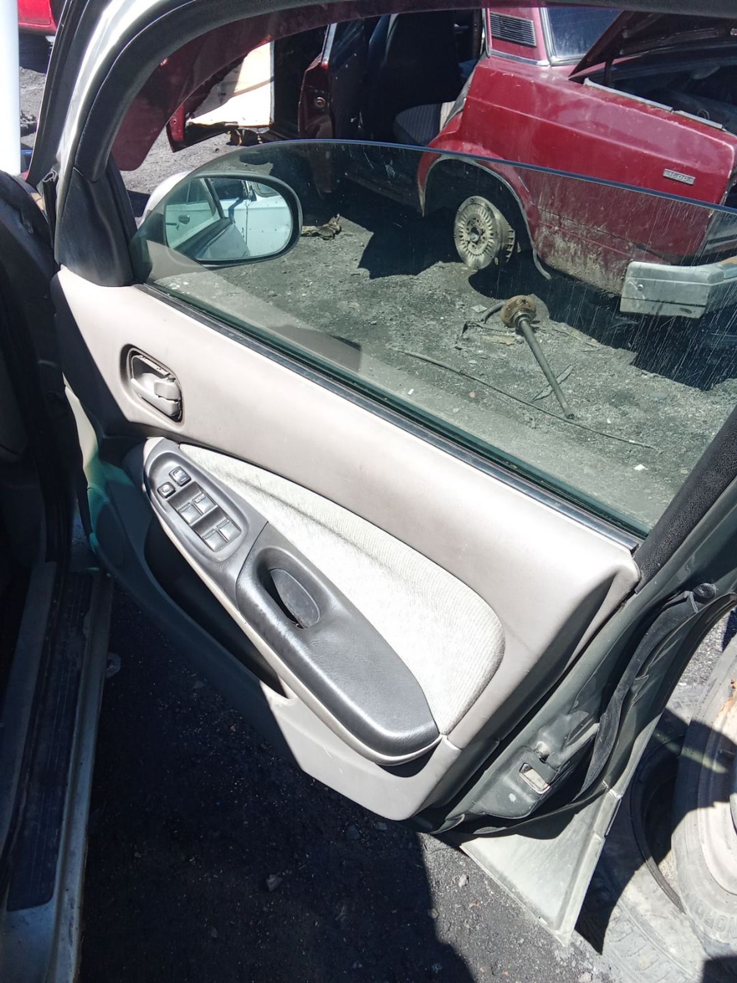 https://ycs.partsauto.market/partsauto-images/thmbs/userImages/7ed63c96fe685f431889ec34ef8f13b8/part/872d6182-f138-4cc8-8200-080a3a7df6fe_1780380758458.jpg