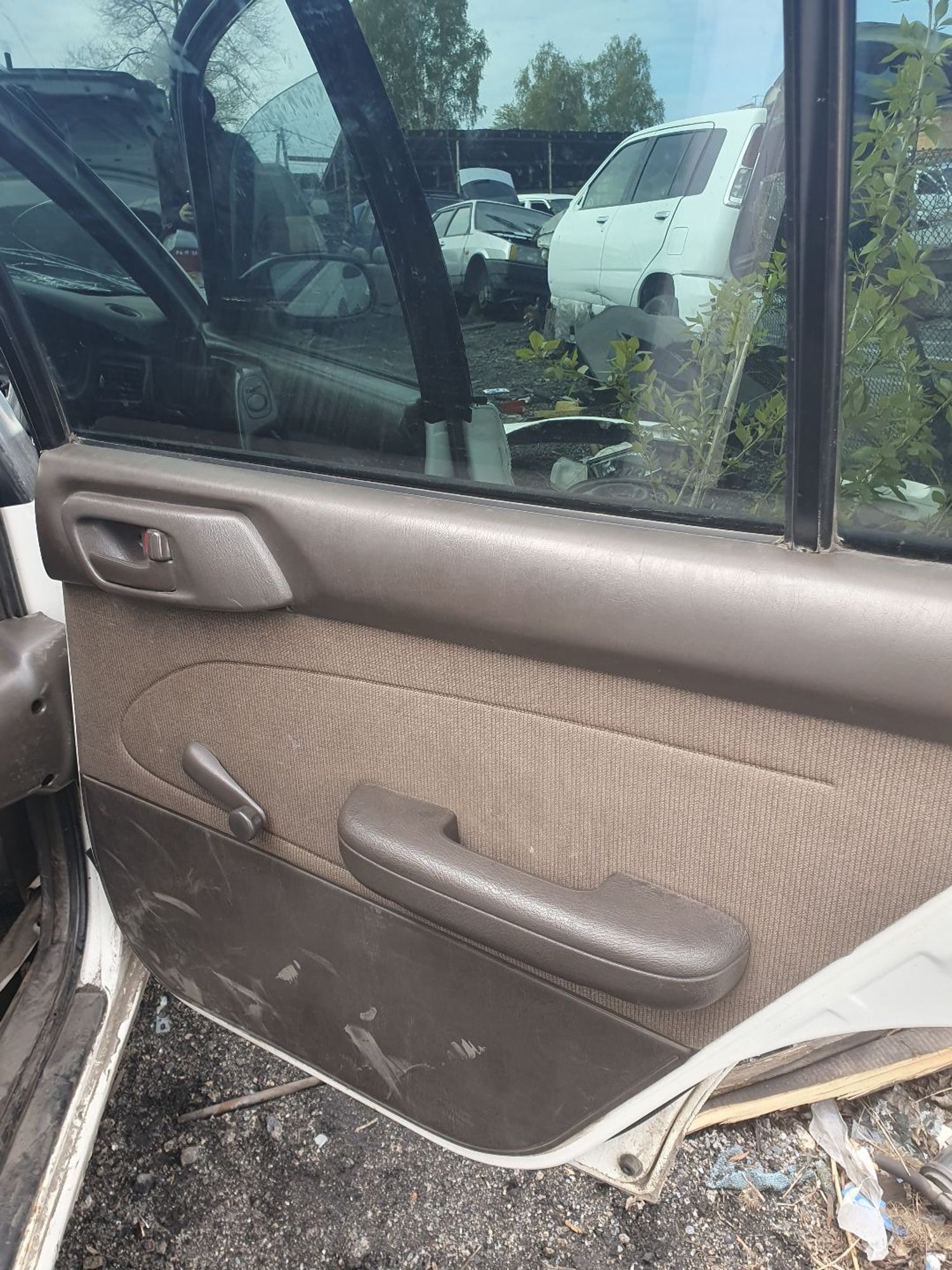 https://ycs.partsauto.market/partsauto-images/thmbs/userImages/7ed63c96fe685f431889ec34ef8f13b8/part/87719756-9985-4773-9021-af613b42af0a_1778814502839.jpg