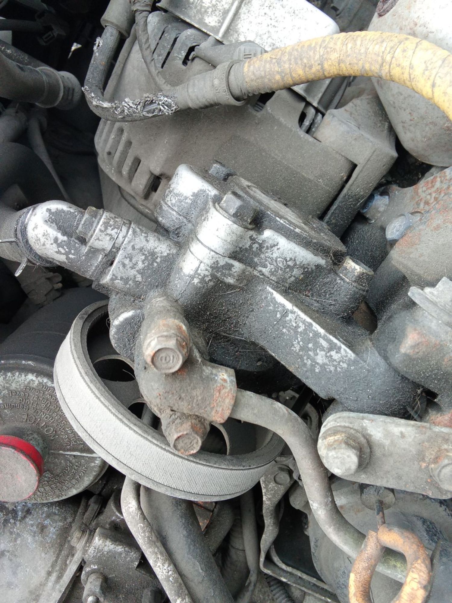 https://ycs.partsauto.market/partsauto-images/thmbs/userImages/7ed63c96fe685f431889ec34ef8f13b8/part/88e3f80b-5499-487f-ba82-e4b8cb871ce7_1777701242034.jpg