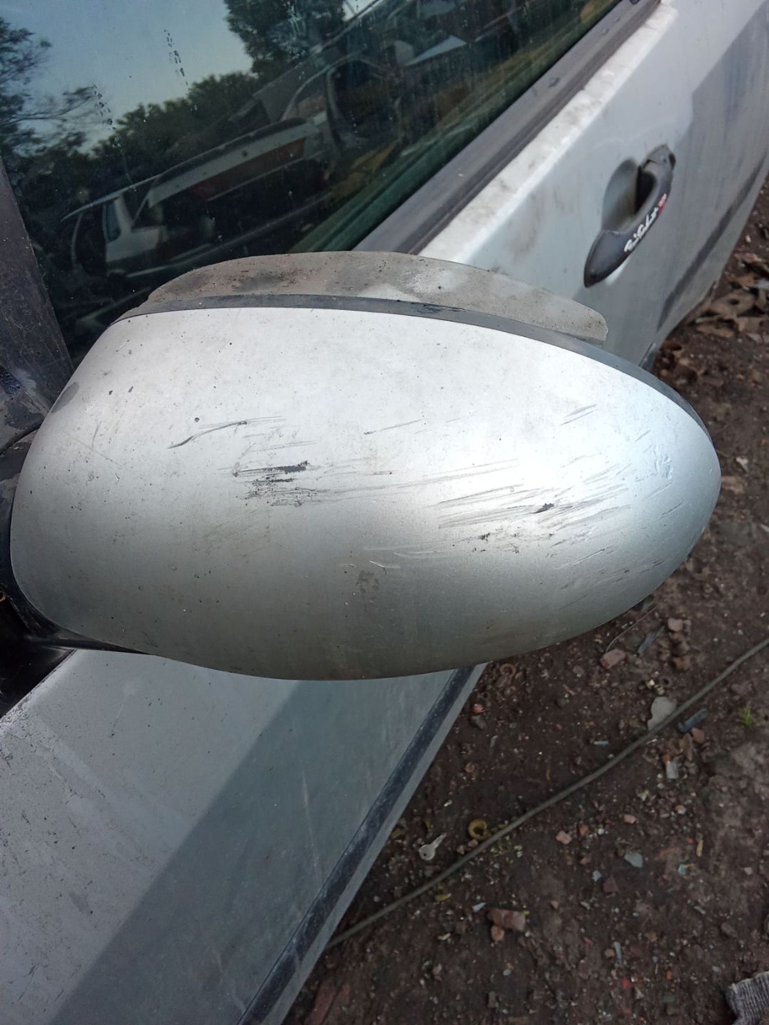 https://ycs.partsauto.market/partsauto-images/thmbs/userImages/7ed63c96fe685f431889ec34ef8f13b8/part/88f3ba71-b96e-4f3b-93b7-fbbb302ede5d_1781498144942.jpg