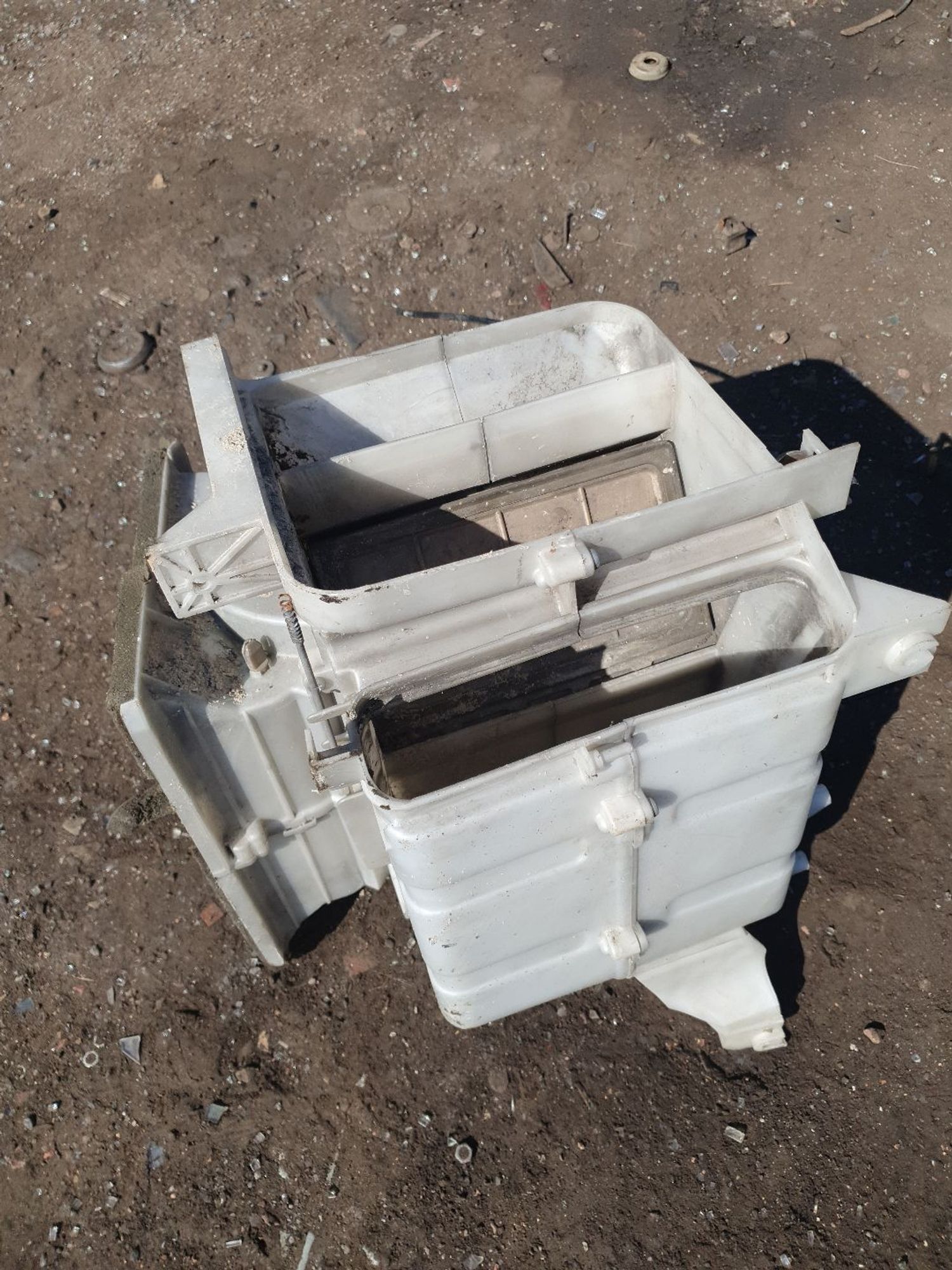 https://ycs.partsauto.market/partsauto-images/thmbs/userImages/7ed63c96fe685f431889ec34ef8f13b8/part/8b0216ef-b3a6-4cfe-a7f2-1d94f023bb55_1786766996474.jpg