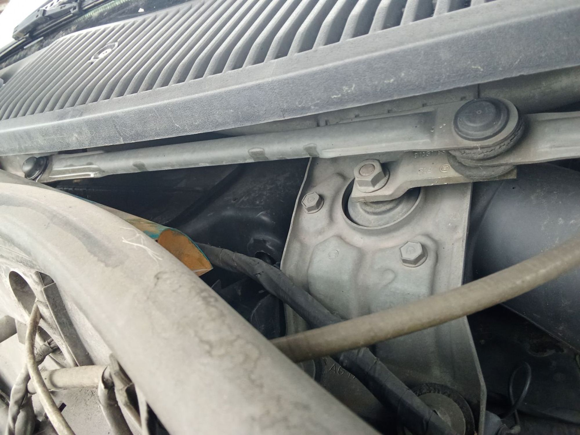 https://ycs.partsauto.market/partsauto-images/thmbs/userImages/7ed63c96fe685f431889ec34ef8f13b8/part/8e313796-1e37-44ed-aadb-a353849399b8_1779003069936.jpg