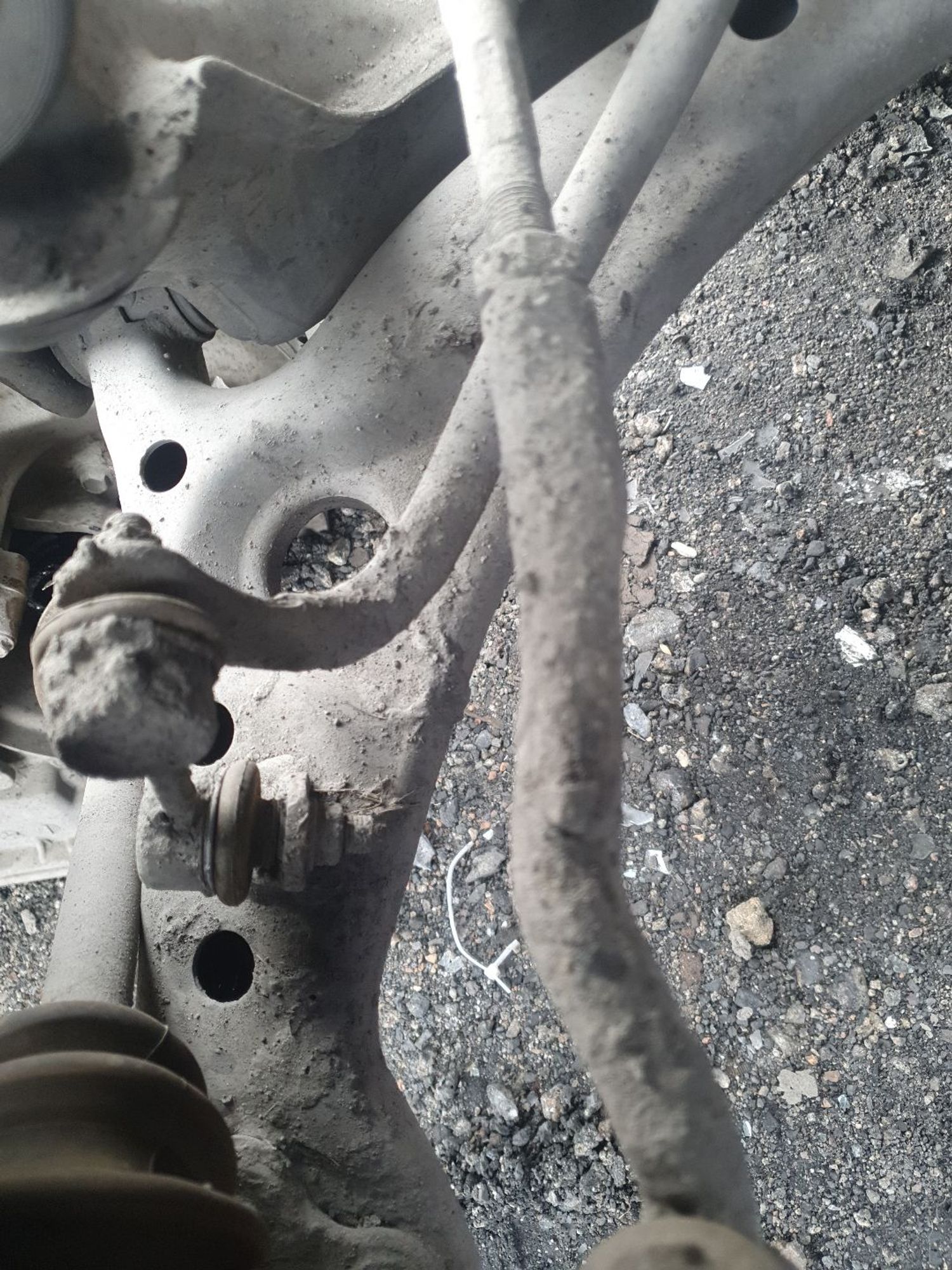 https://ycs.partsauto.market/partsauto-images/thmbs/userImages/7ed63c96fe685f431889ec34ef8f13b8/part/8ed8535a-6363-412b-95ef-596710735dc7_1778832190564.jpg