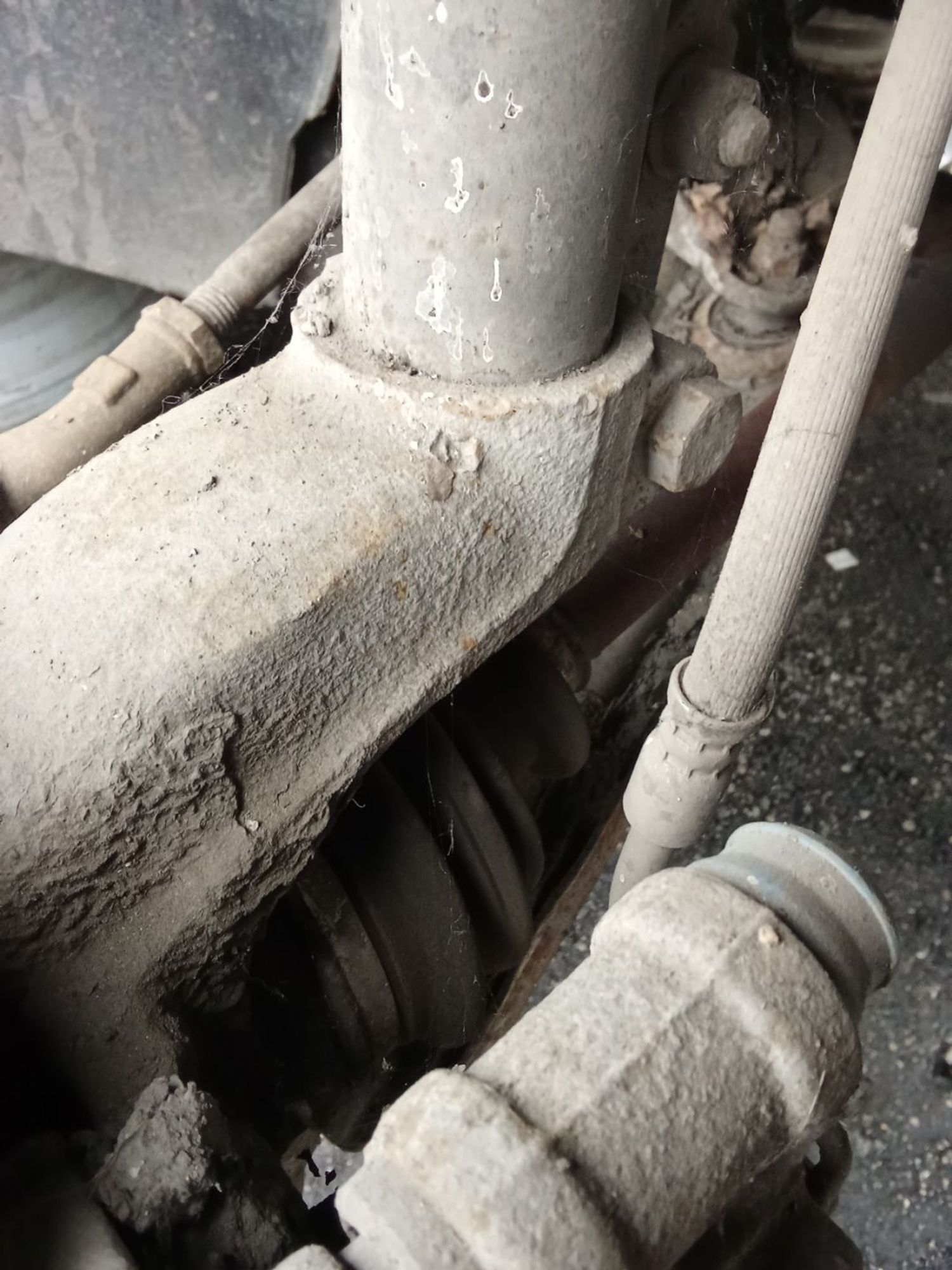 https://ycs.partsauto.market/partsauto-images/thmbs/userImages/7ed63c96fe685f431889ec34ef8f13b8/part/8f5c1b93-2d26-4bd1-bbad-5a2689718a09_1779021504511.jpg