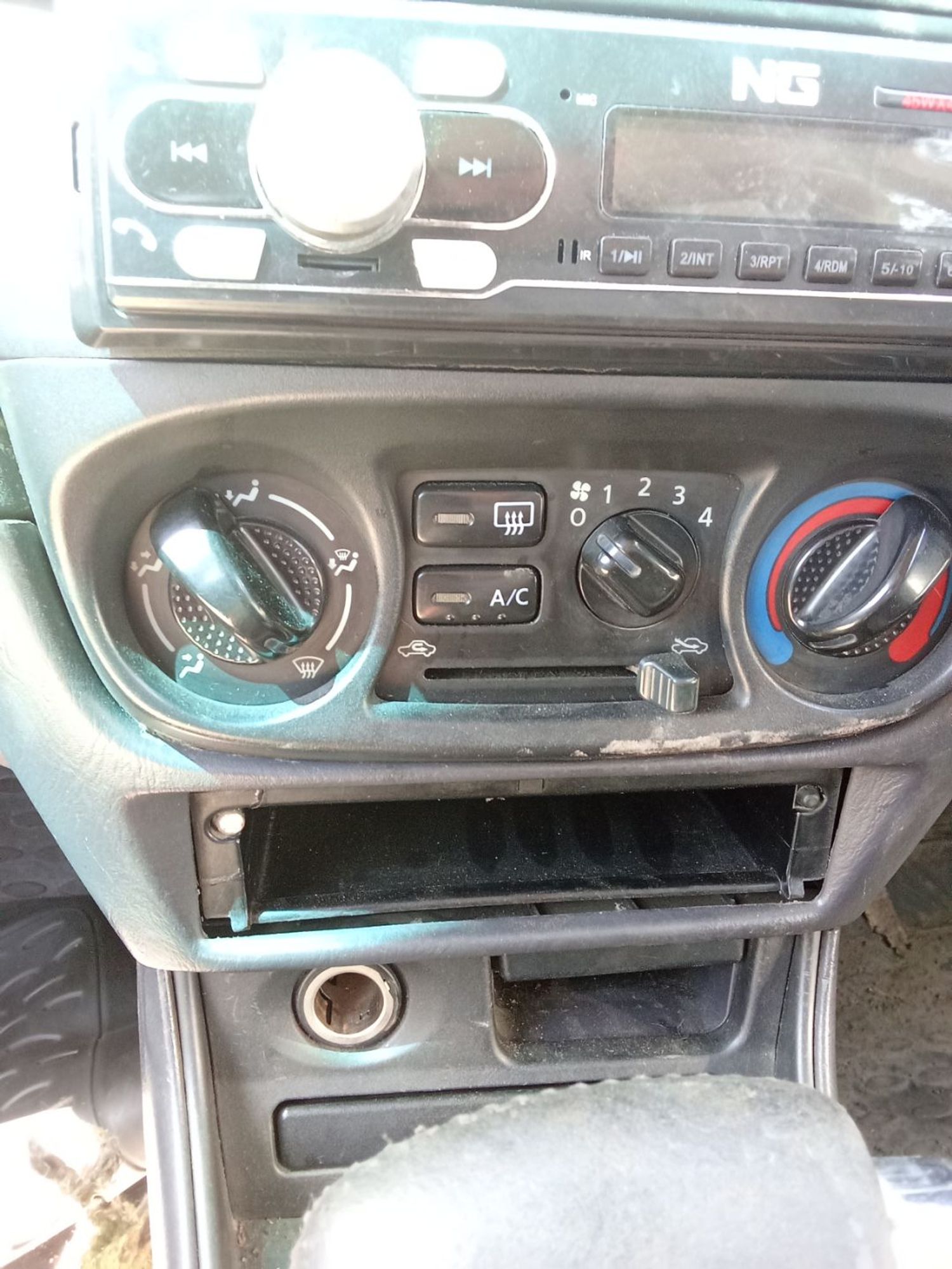 https://ycs.partsauto.market/partsauto-images/thmbs/userImages/7ed63c96fe685f431889ec34ef8f13b8/part/90a6a79d-4318-451a-b70a-0e28b949e9cc_1780381105307.jpg