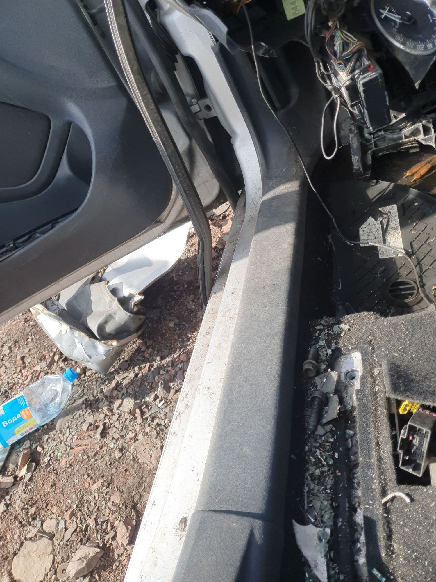 https://ycs.partsauto.market/partsauto-images/thmbs/userImages/7ed63c96fe685f431889ec34ef8f13b8/part/9142d500-f283-410b-853d-414aad58f3fe_1779183791613.jpg