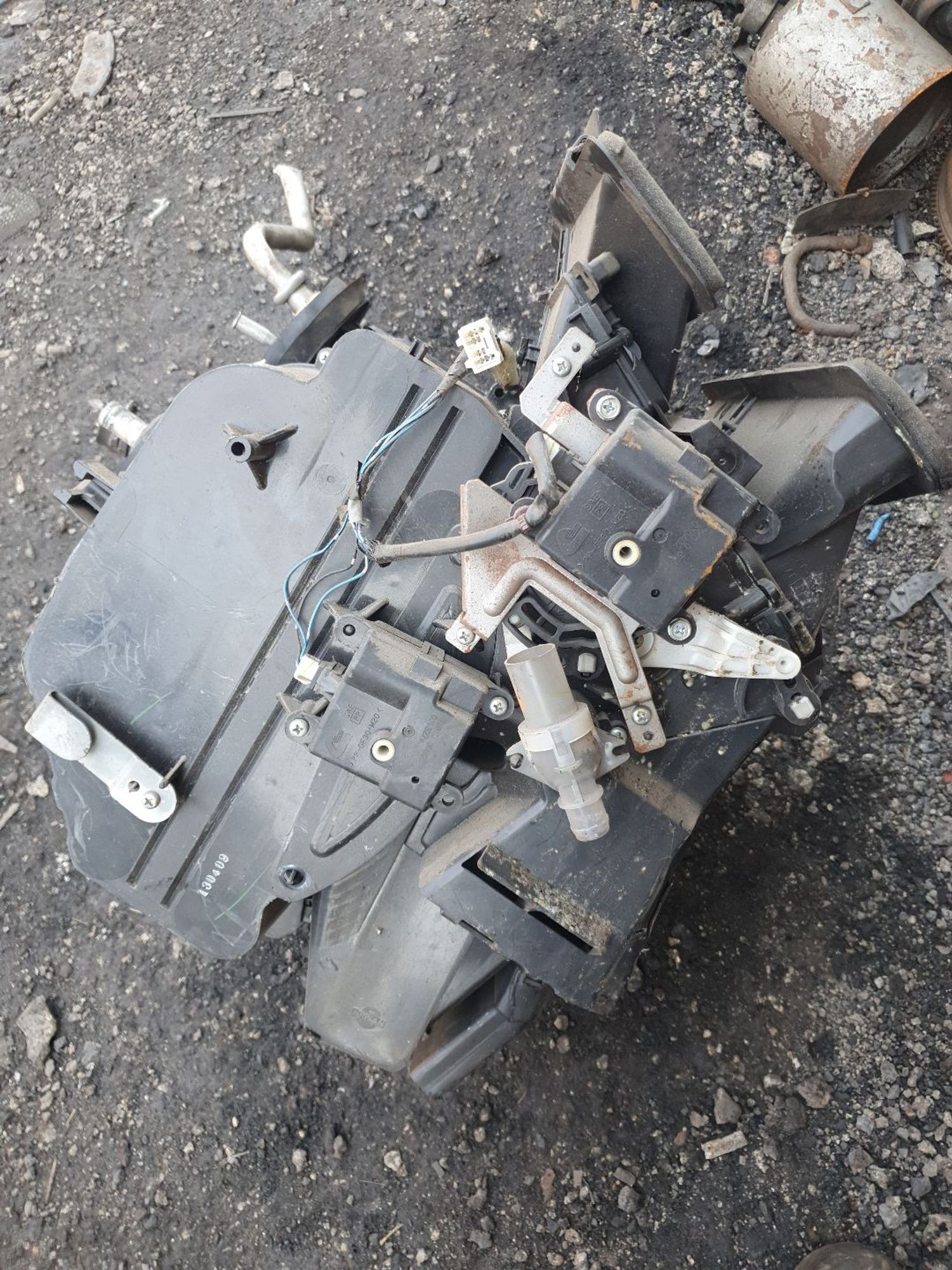 https://ycs.partsauto.market/partsauto-images/thmbs/userImages/7ed63c96fe685f431889ec34ef8f13b8/part/95469e09-9211-42c6-bd96-25532312dcbb_1785729771127.jpg