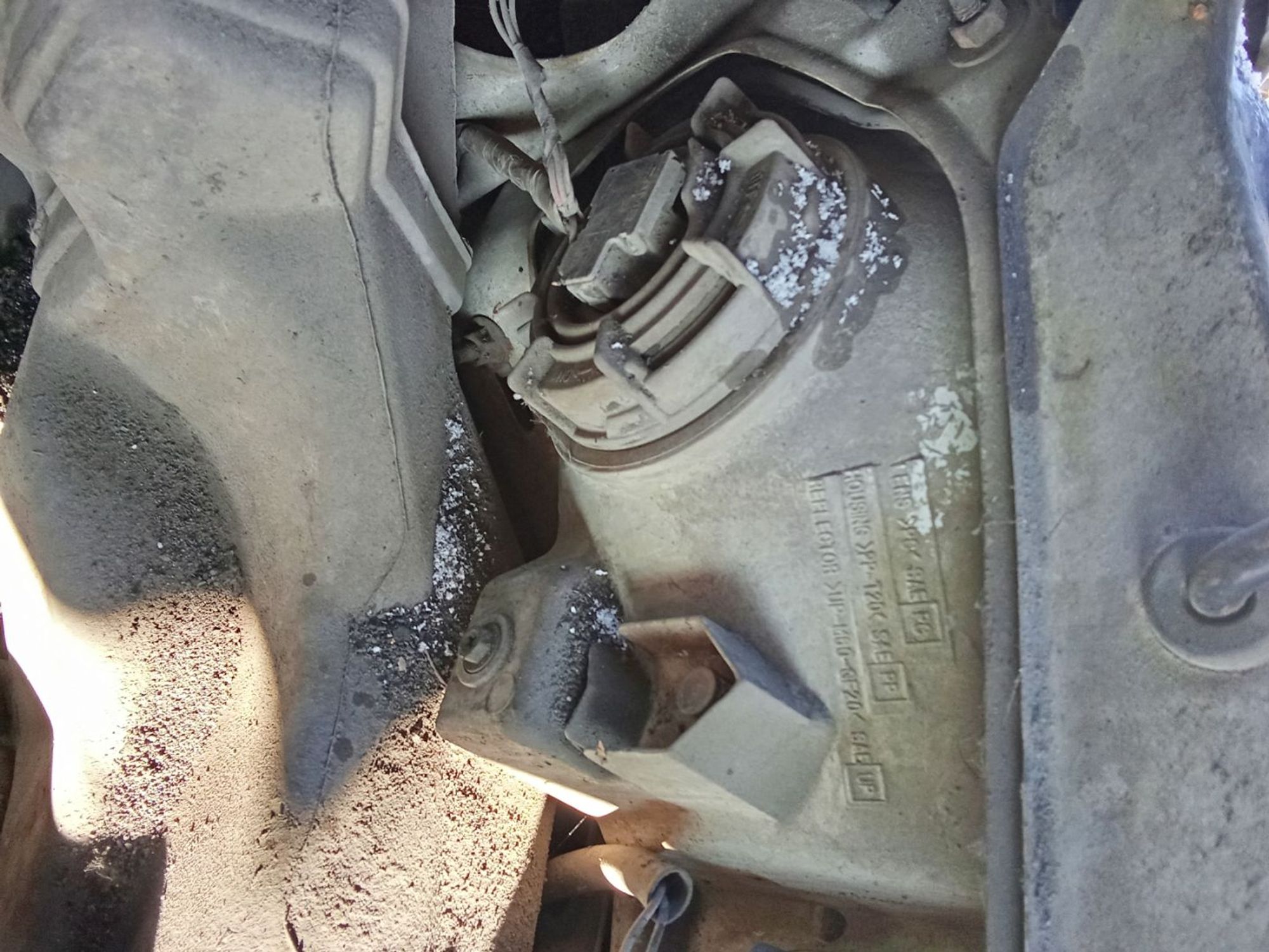 https://ycs.partsauto.market/partsauto-images/thmbs/userImages/7ed63c96fe685f431889ec34ef8f13b8/part/97083c65-b489-4b4d-9a2e-dda7f76af1a5_1778637897401.jpg