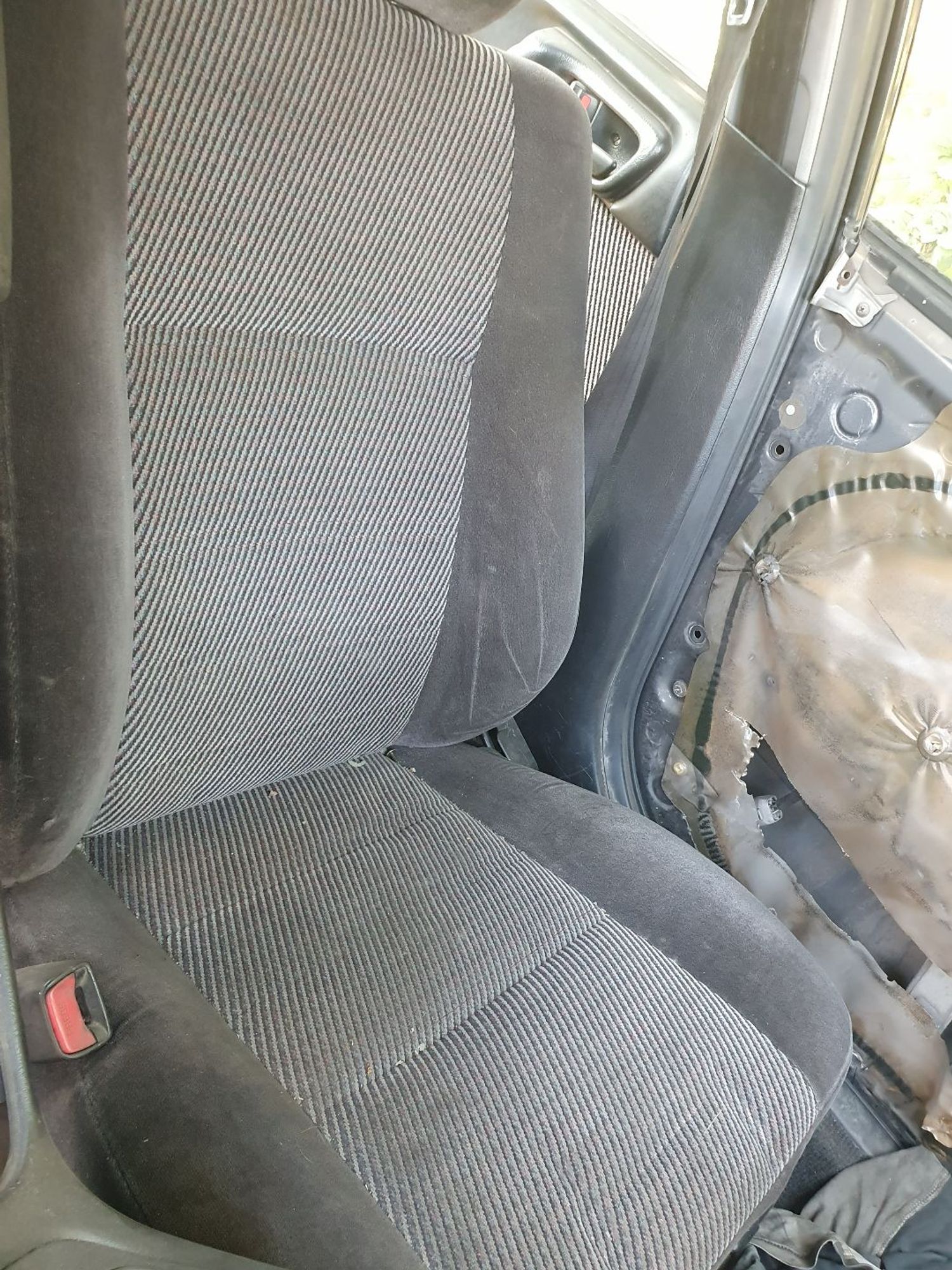 https://ycs.partsauto.market/partsauto-images/thmbs/userImages/7ed63c96fe685f431889ec34ef8f13b8/part/9748bfa8-d185-439c-9889-d307263a2b09_1786689354836.jpg